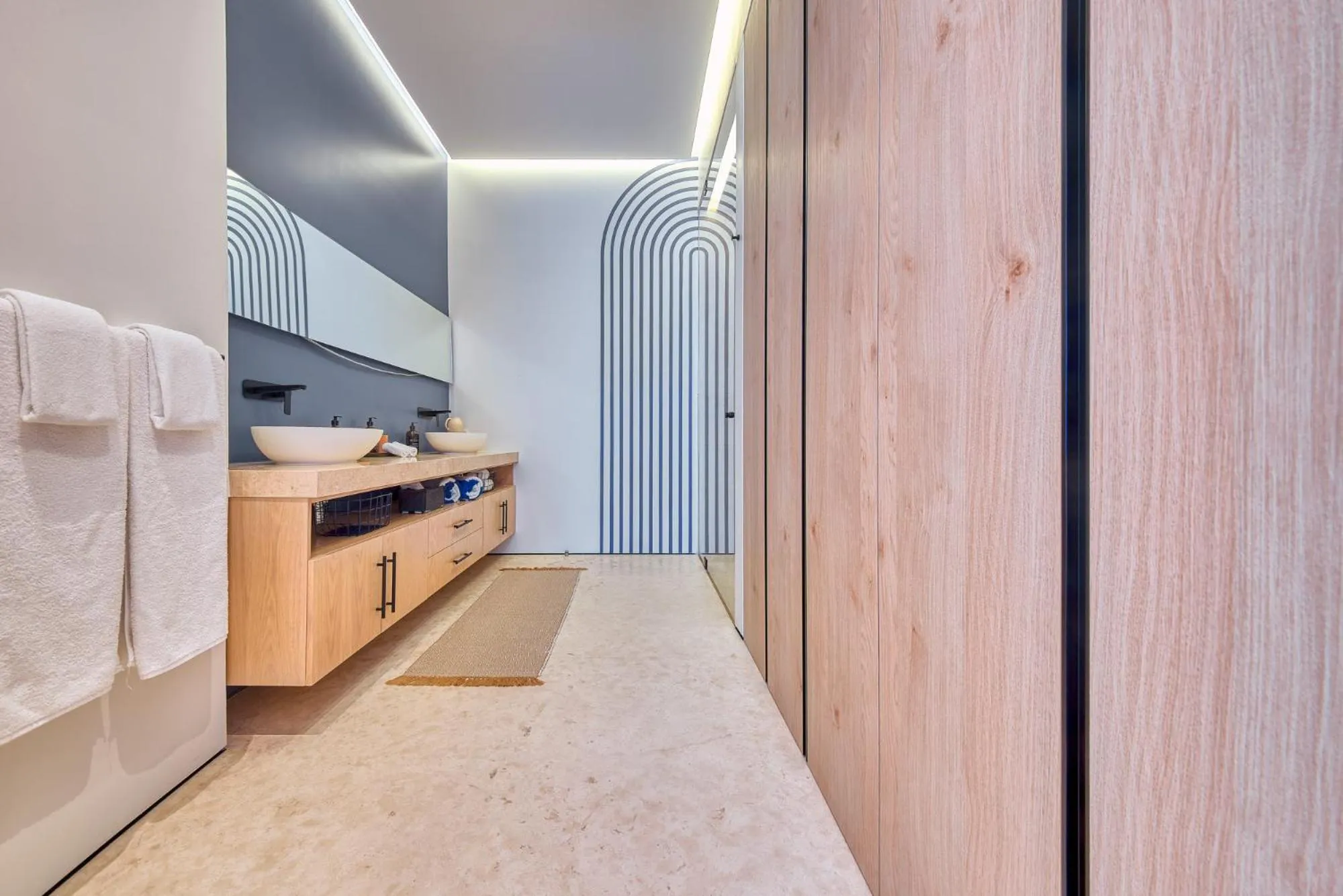 Bathroom in Maxwell Collection Romantic Zone