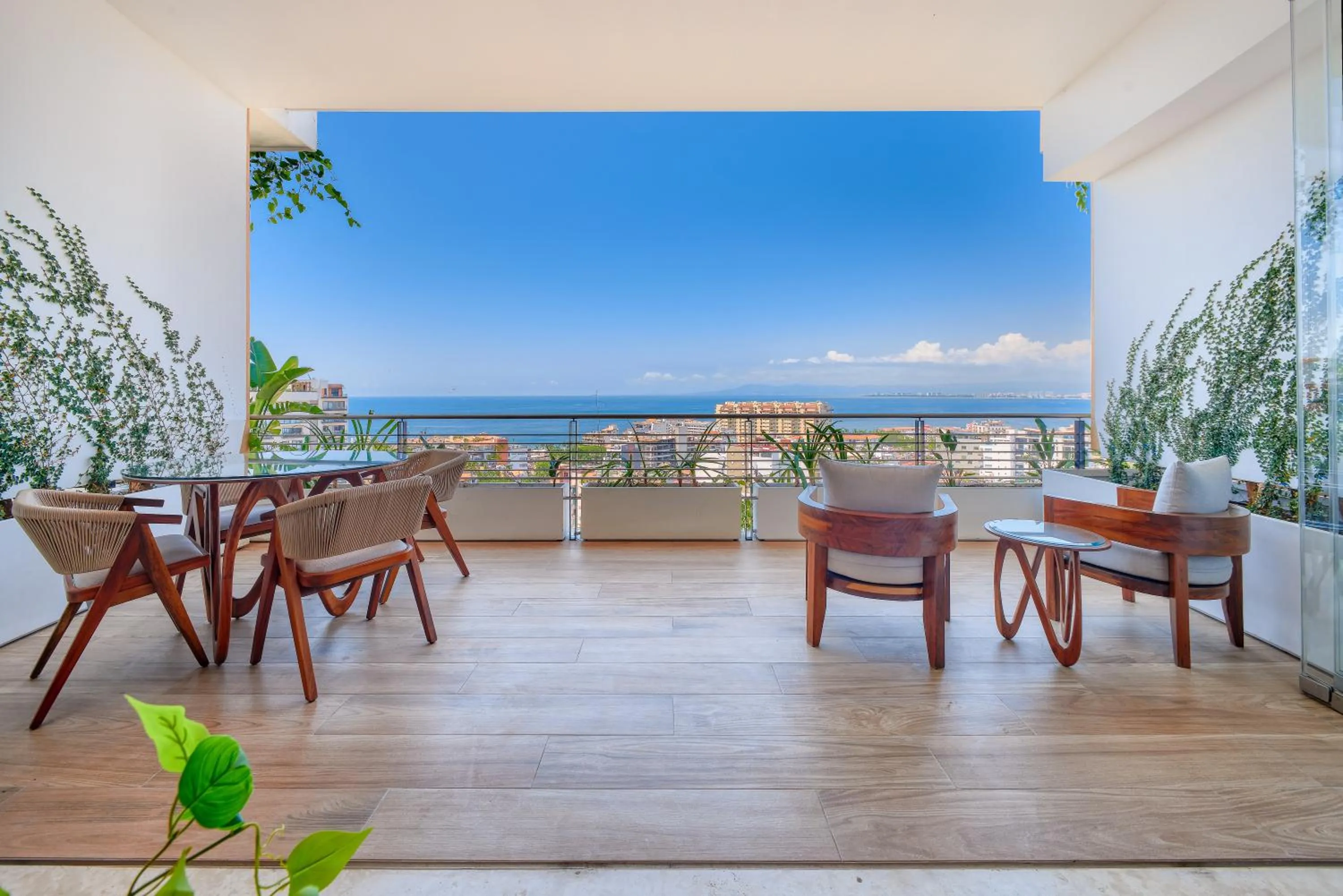 Balcony/Terrace in Maxwell Collection Romantic Zone