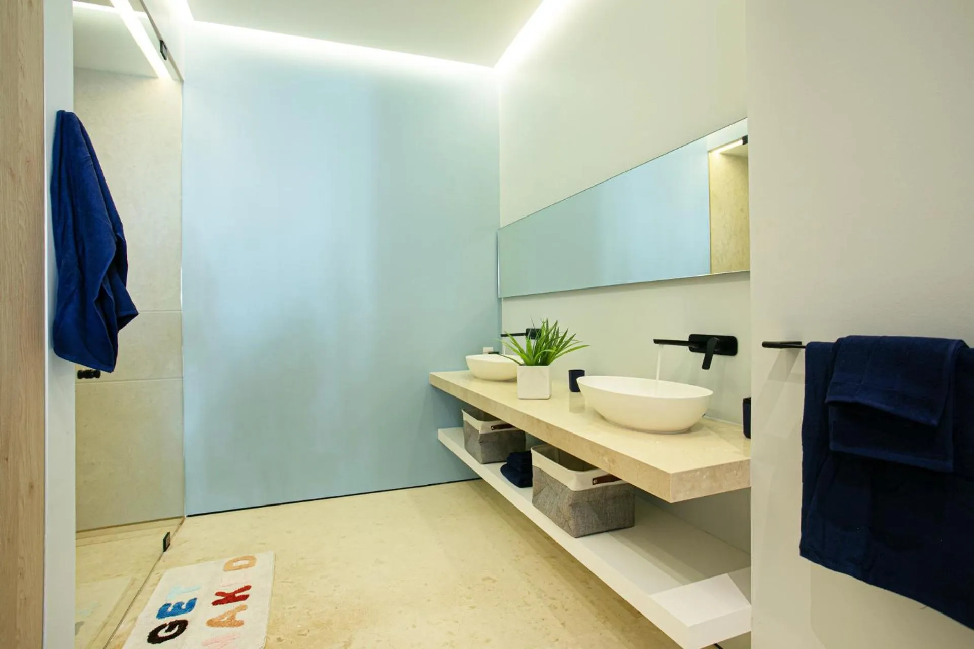 Bathroom in Maxwell Collection Romantic Zone