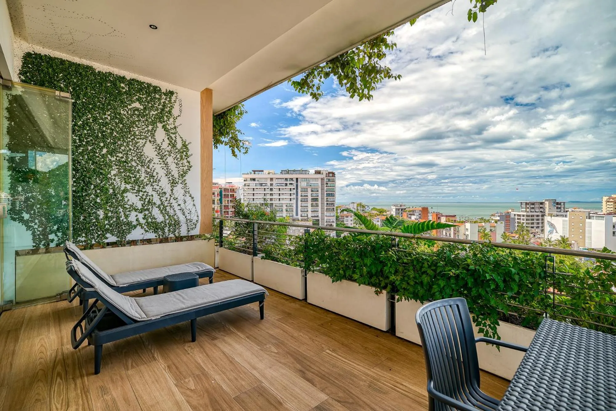Balcony/Terrace in Maxwell Collection Romantic Zone