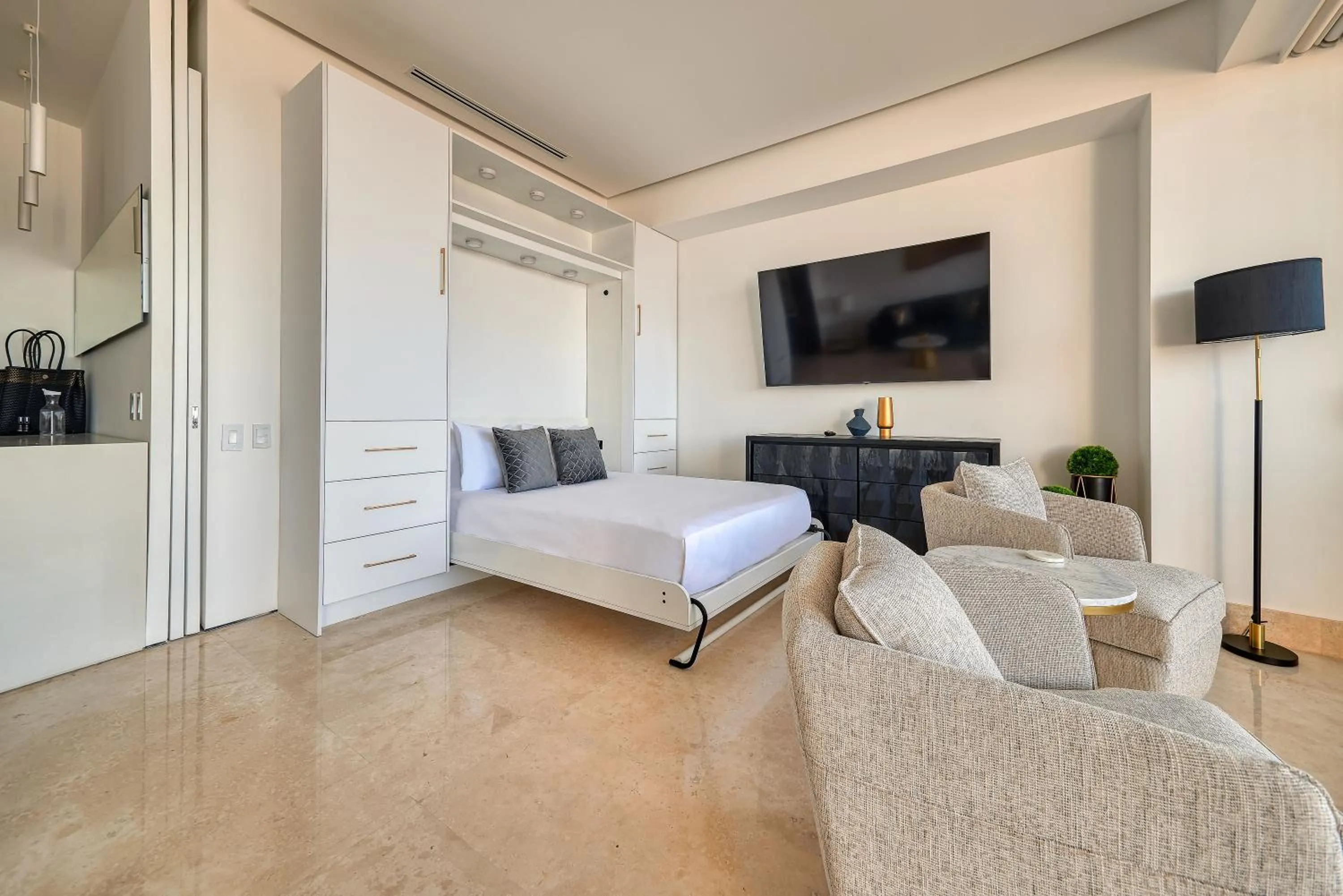 Living room, Bed in Maxwell Collection Romantic Zone