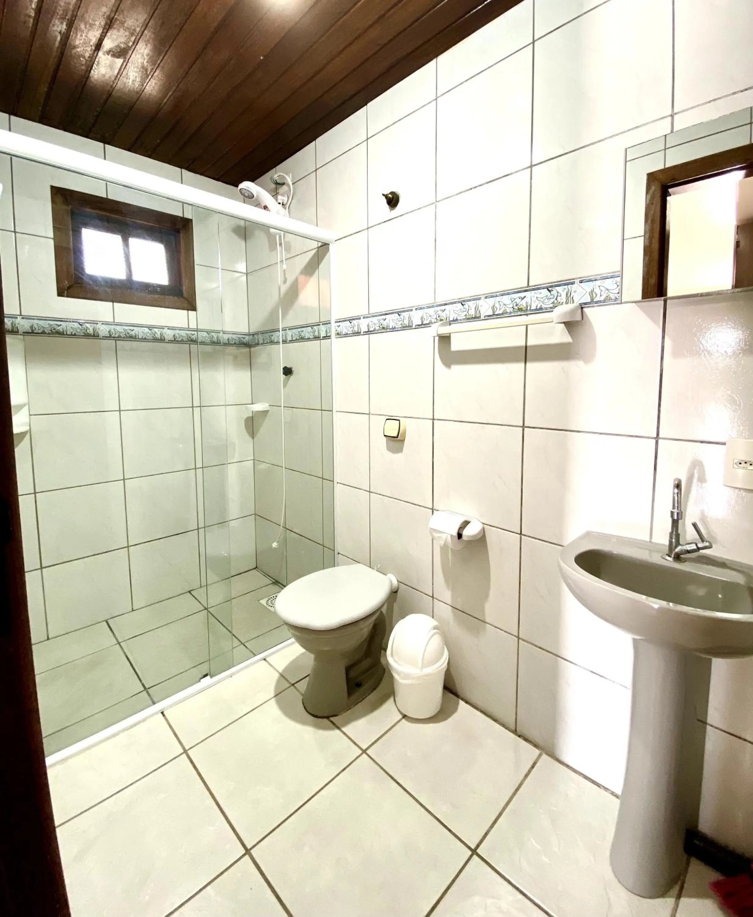 Bathroom in Pousada Xaxá