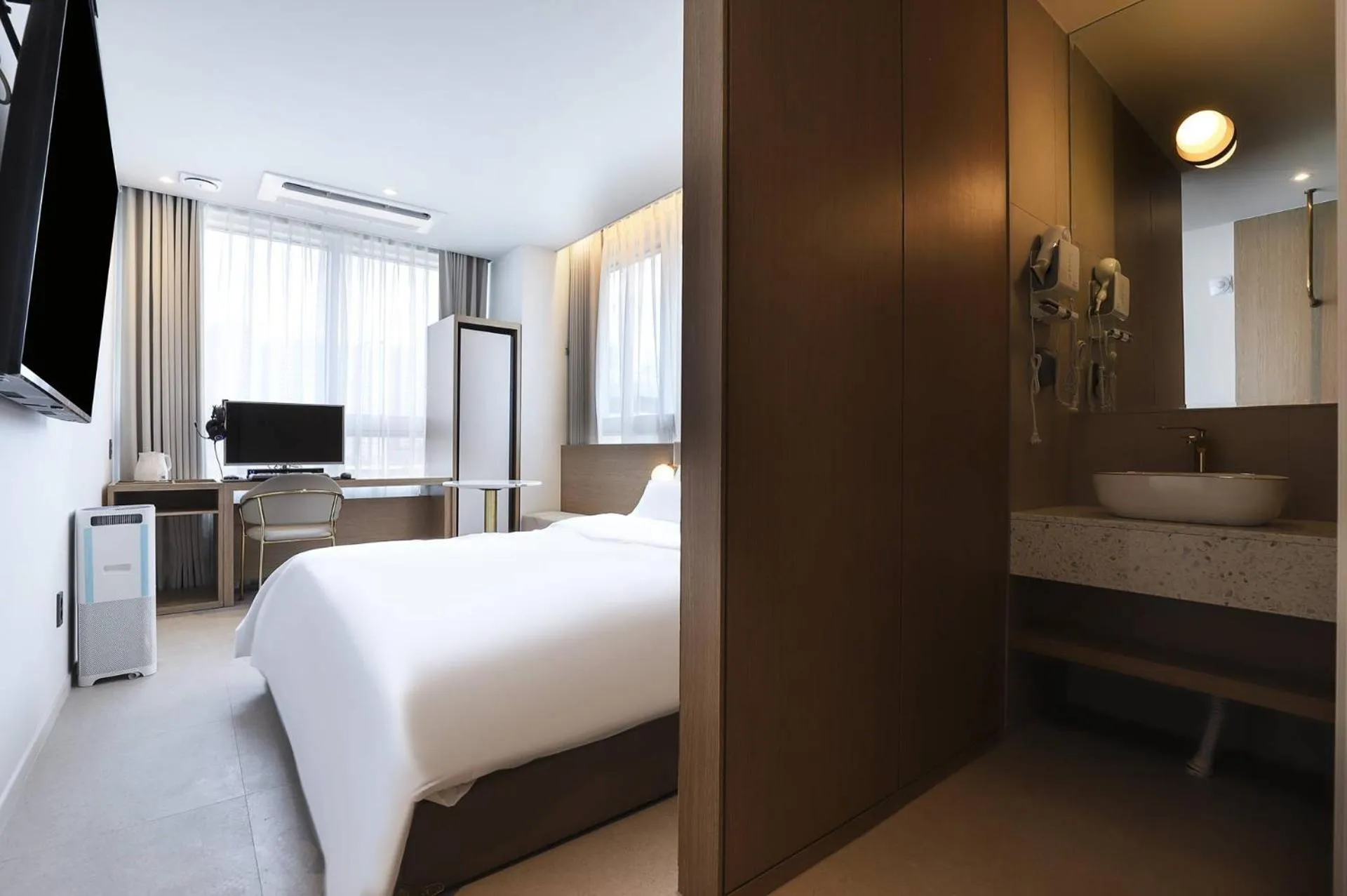 Bed in Wonju Brown Dot Hotel Corporate city