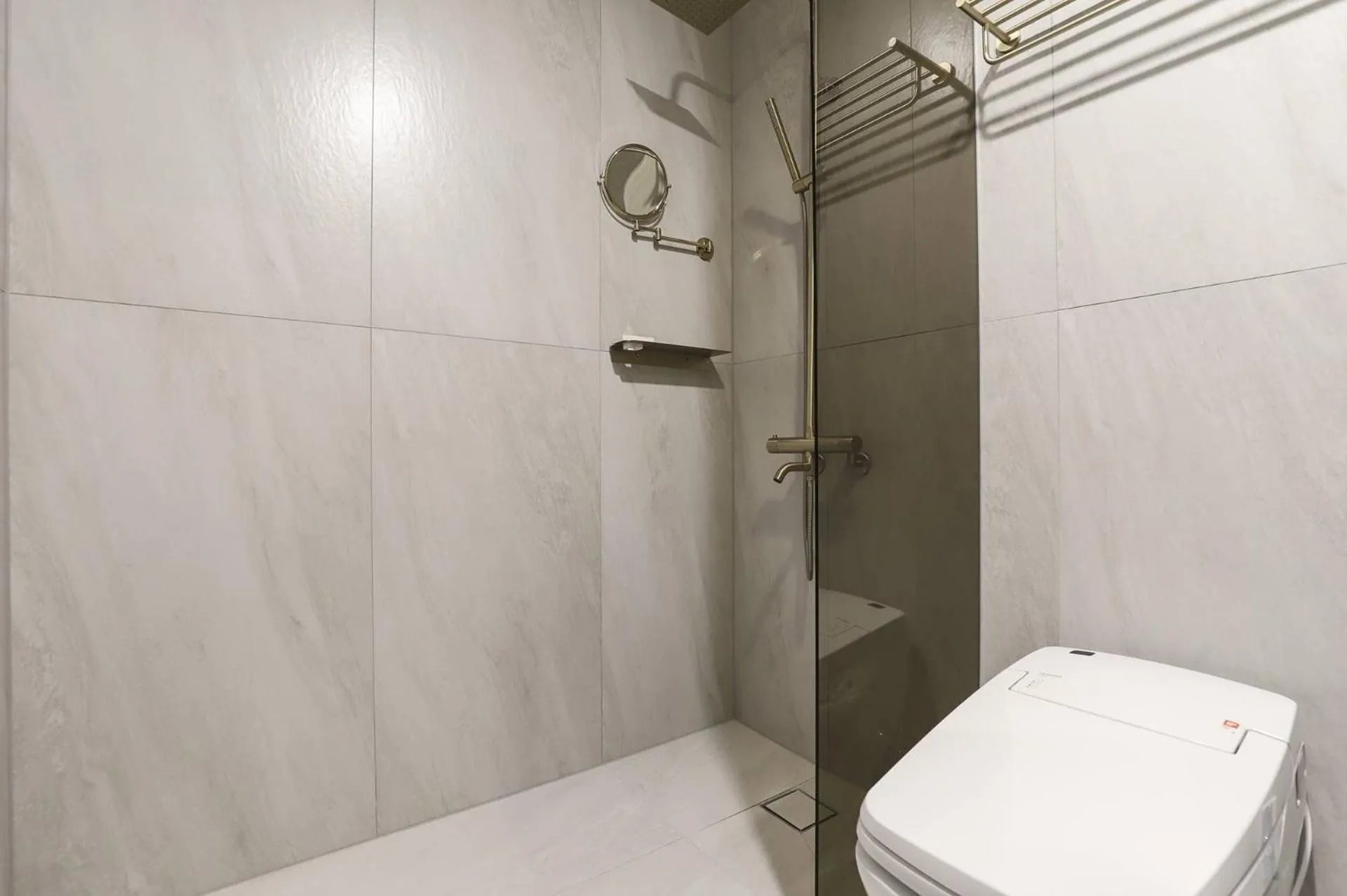Shower in Wonju Brown Dot Hotel Corporate city