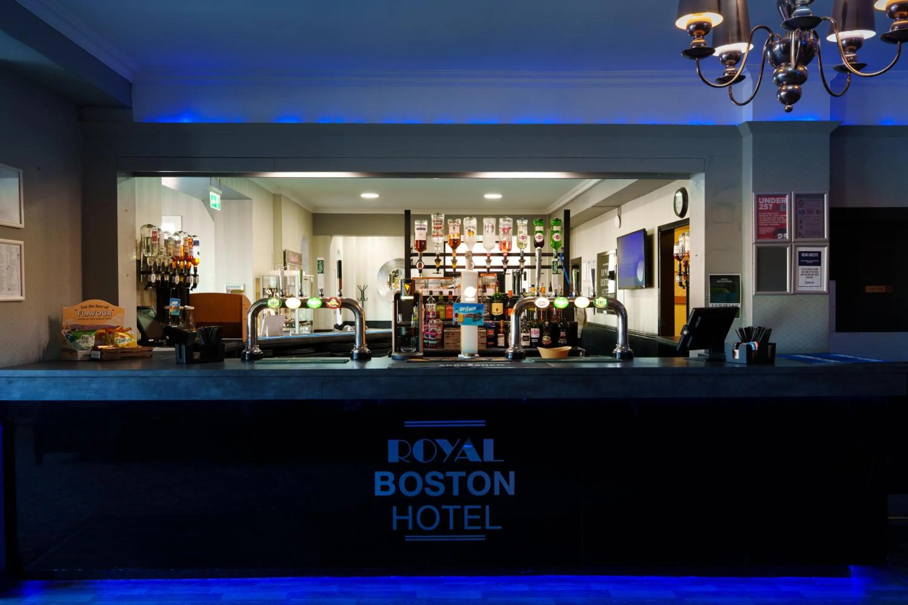 Lounge or bar in The Royal Boston Hotel by Compass Hospitality
