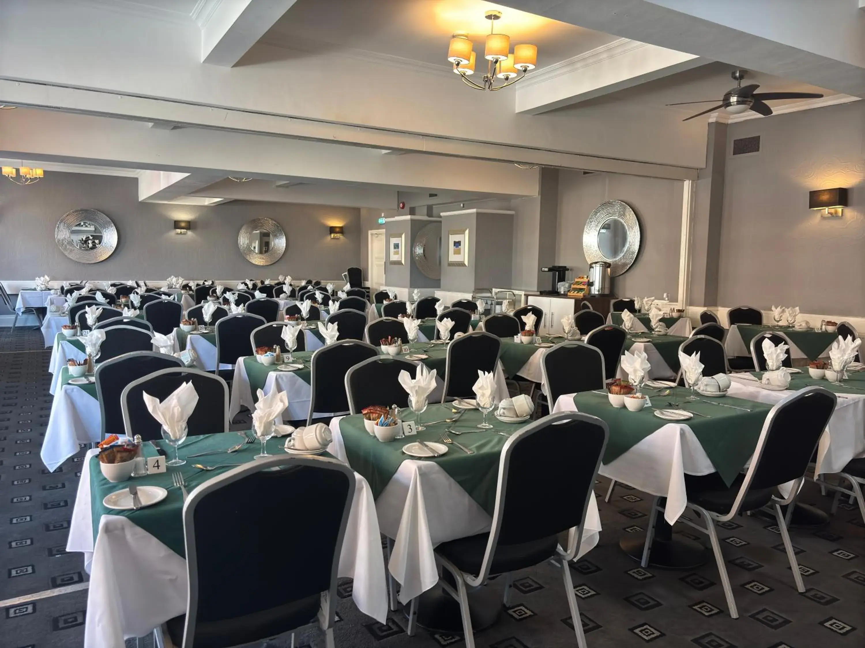 Restaurant/places to eat in The Royal Boston Hotel by Compass Hospitality Restaurant/places to eat in The Royal Boston Hotel by Compass Hospitality