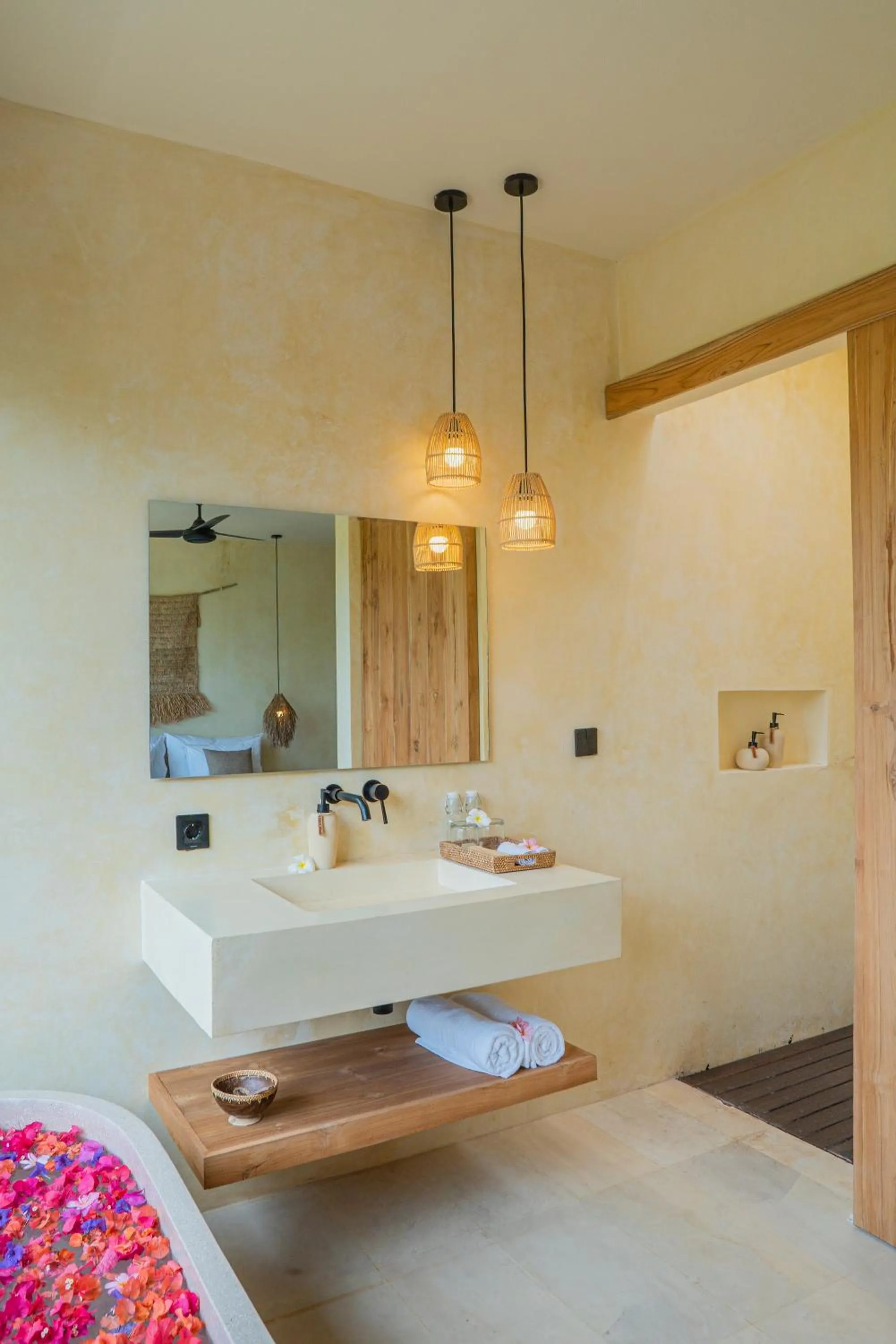 Bed in Olea Villas Resort