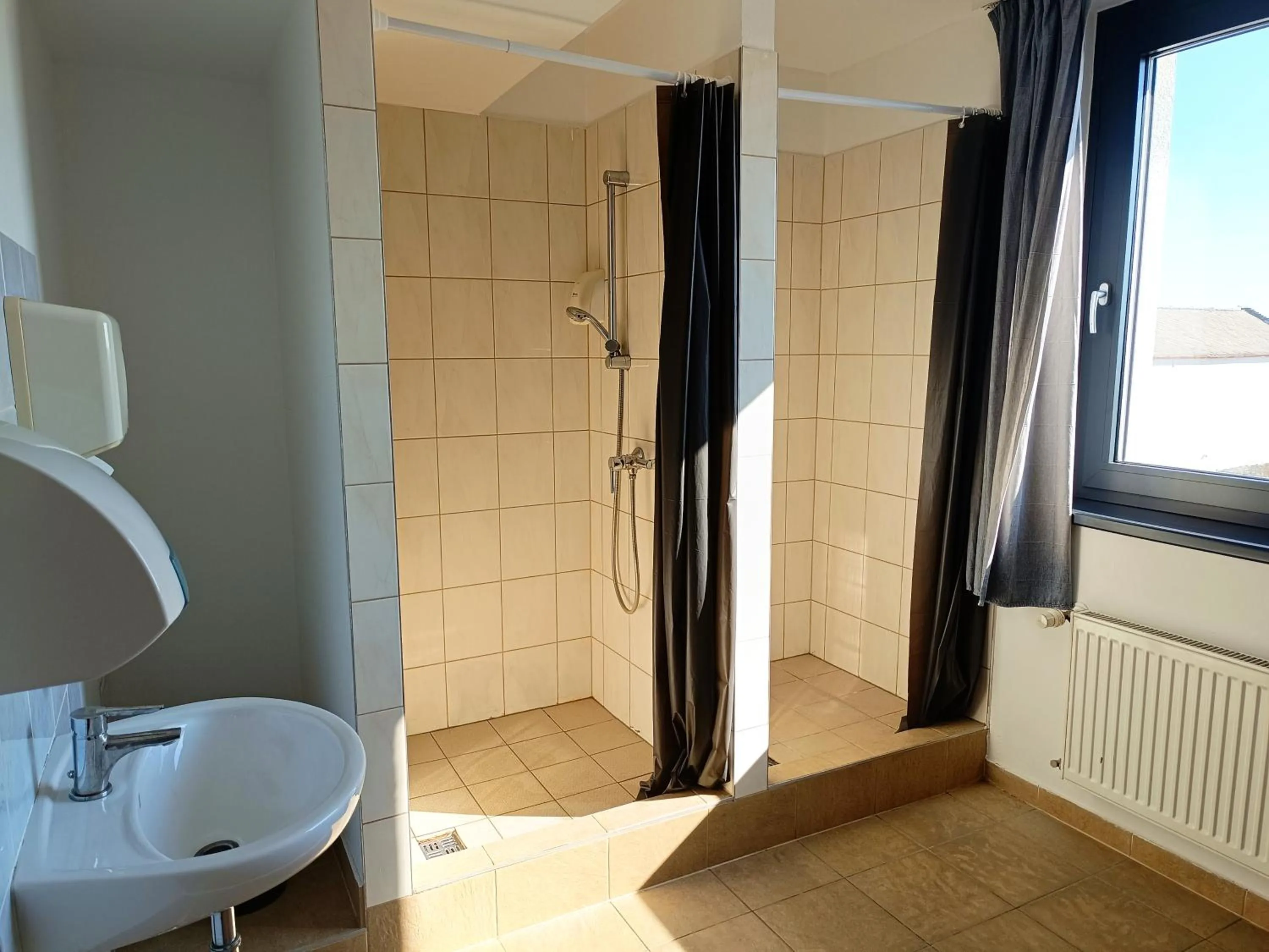 Bathroom in Famulus Kollégium