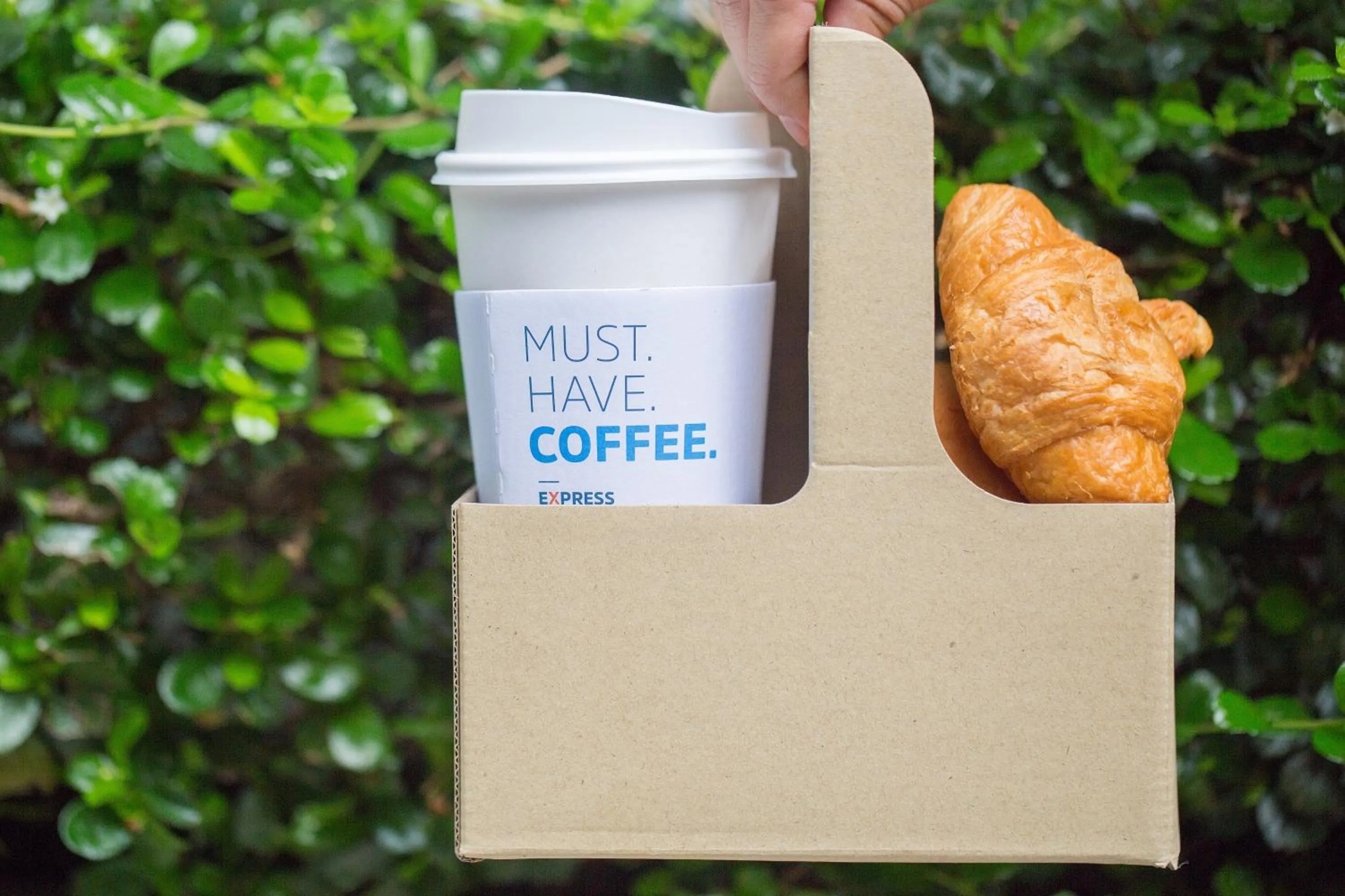 Restaurant/places to eat in Holiday Inn Express Bangkok Sathorn by IHG