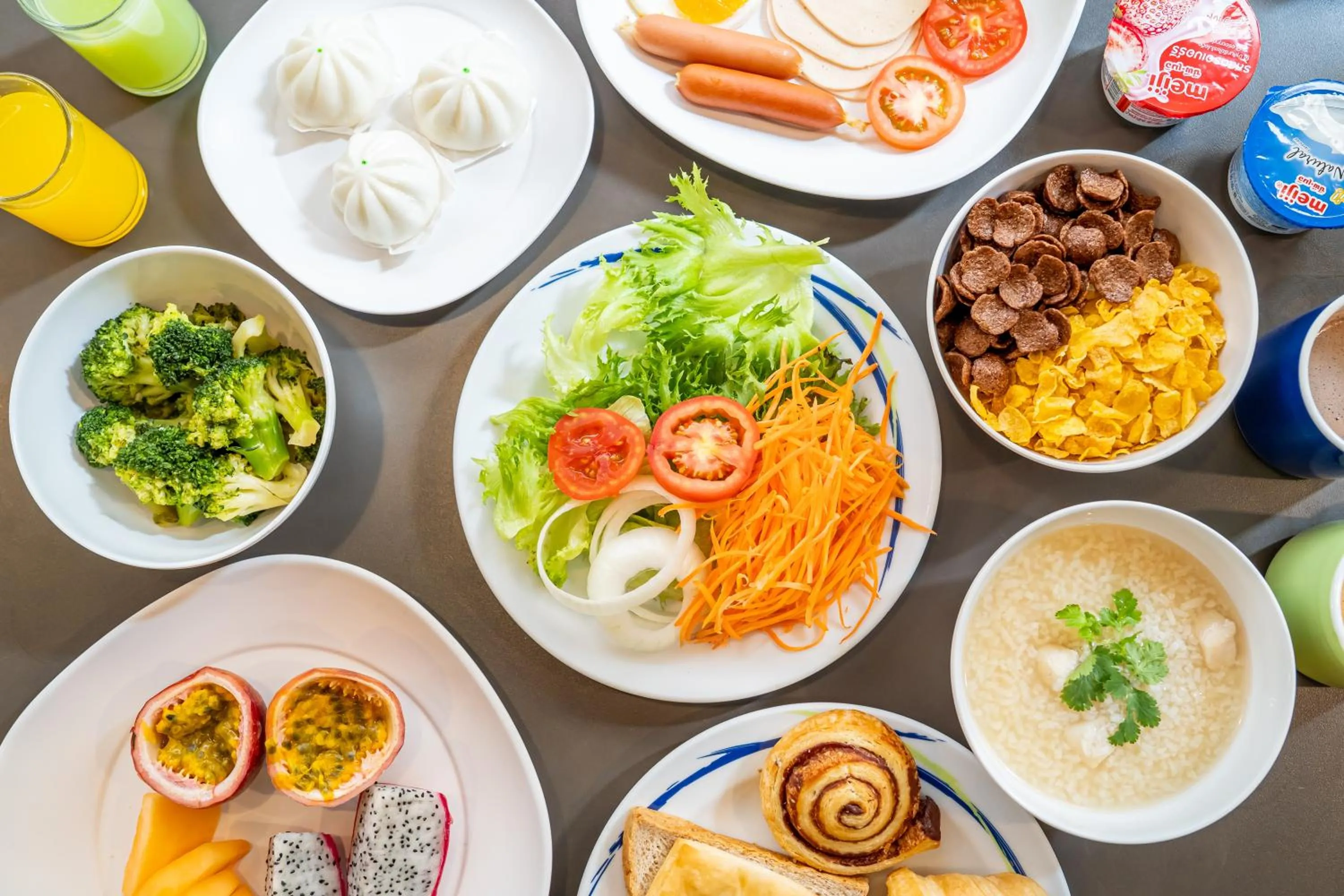 Breakfast in Holiday Inn Express Bangkok Sathorn by IHG