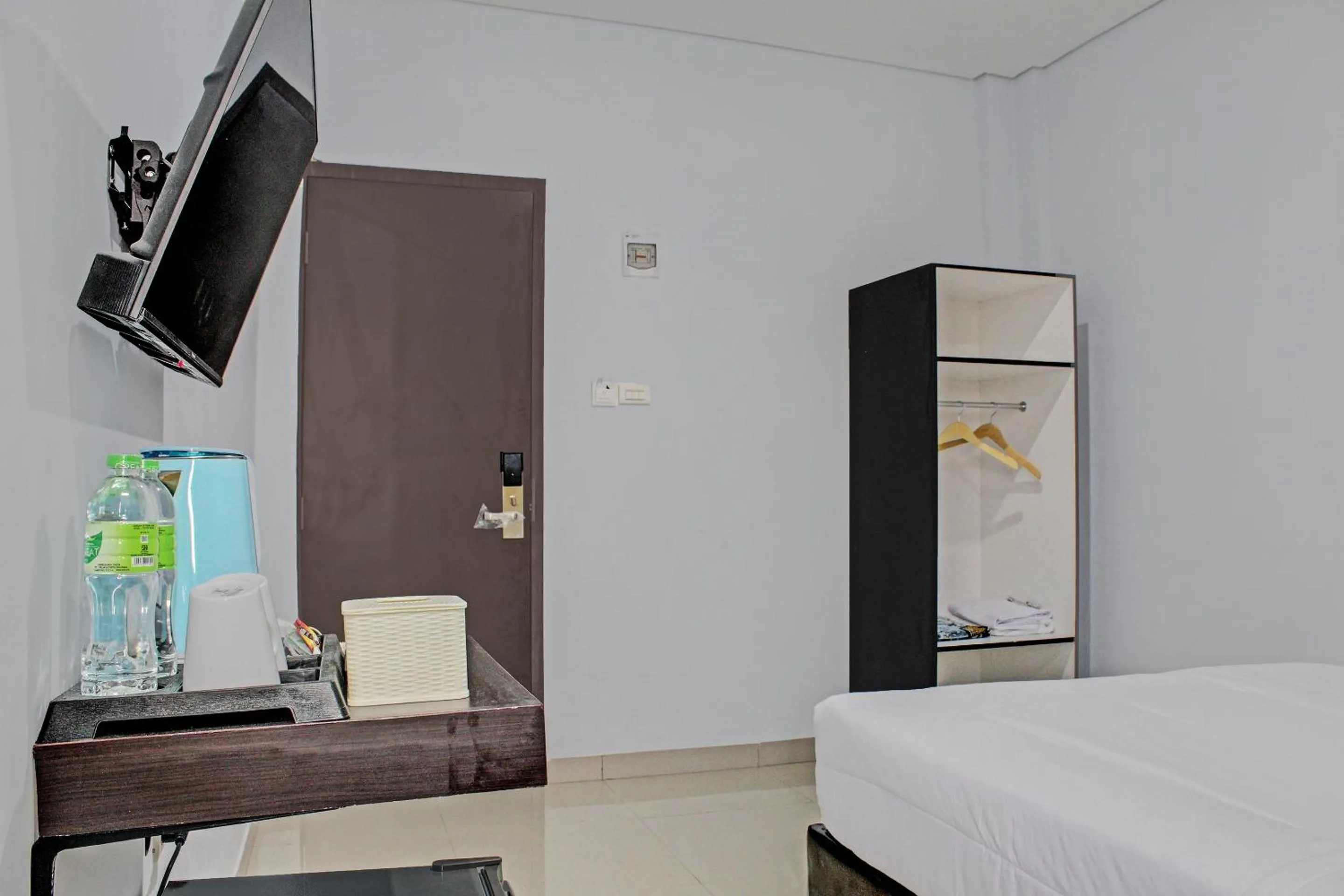 Bedroom in Capital O 92583 Raja Soeta Hostel Syariah