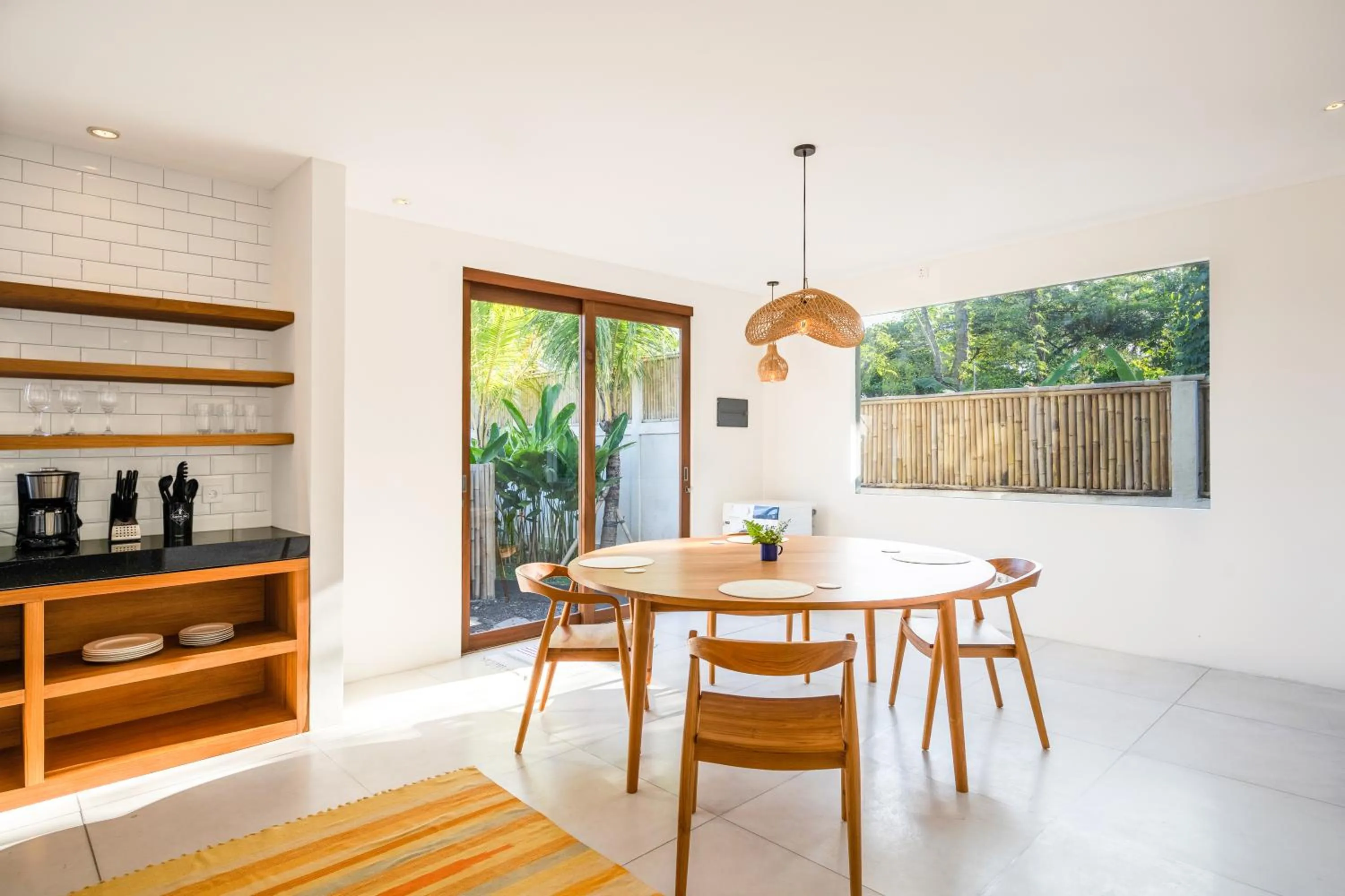 Kitchen or kitchenette in Beefy Dragon Villa by Betterplace