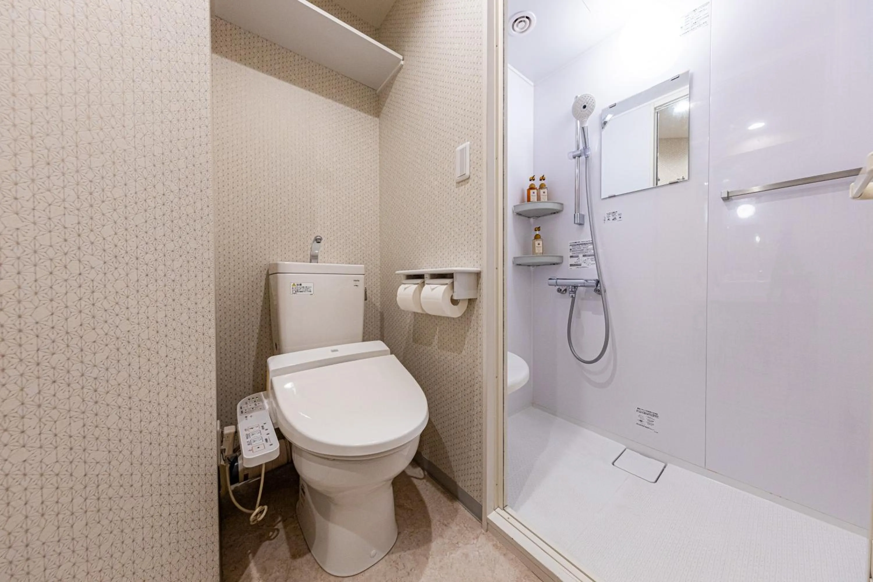 Toilet in Inn The Omotesando