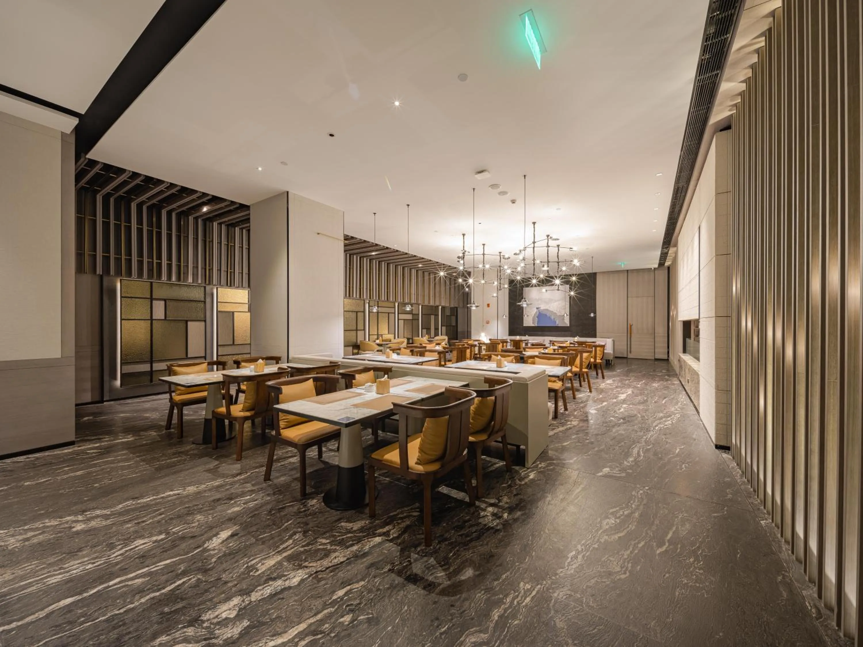 Restaurant/places to eat in Yunheyebo Hotel - South Gate of Bell and Drum Tower