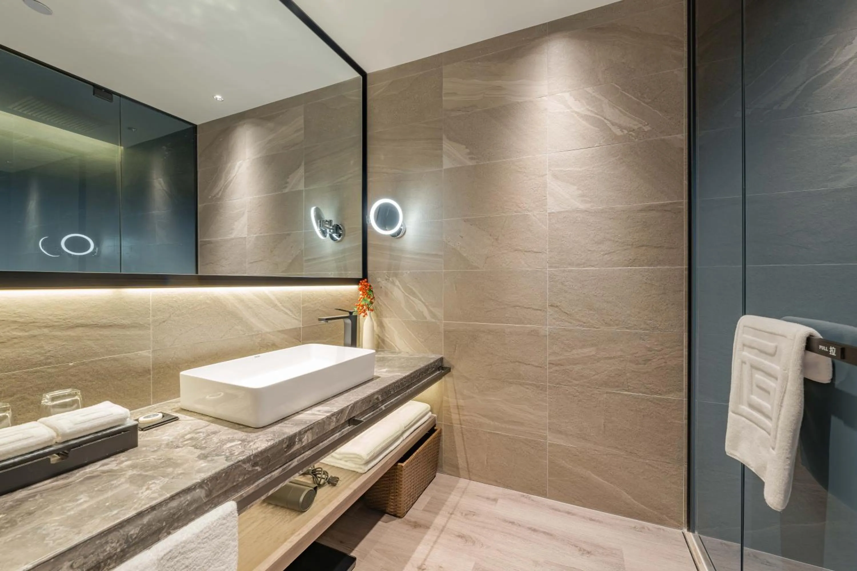 Yunheyebo Hotel - South Gate of Bell and Drum Tower