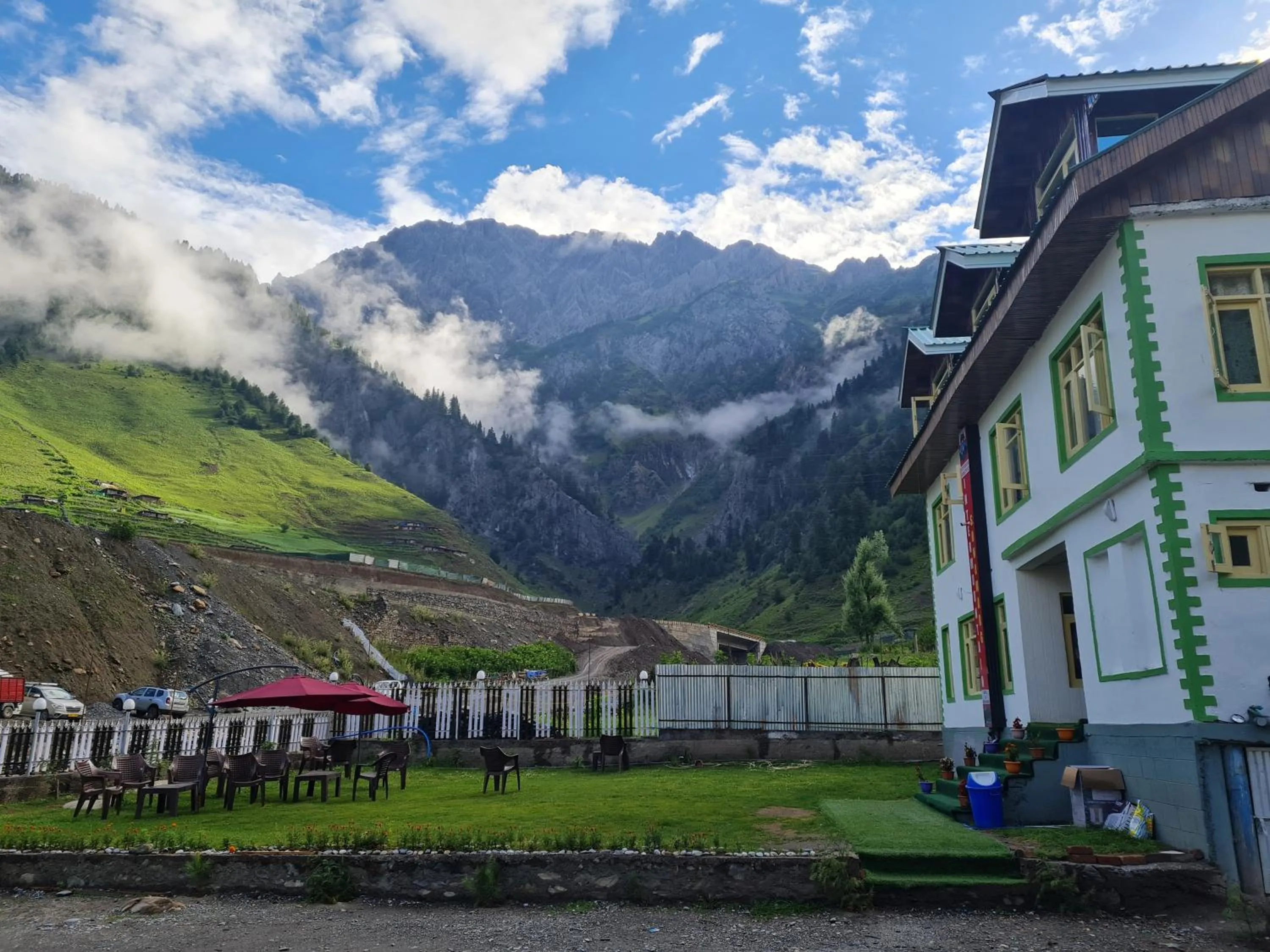 Hotel Intermountain Sonamarg