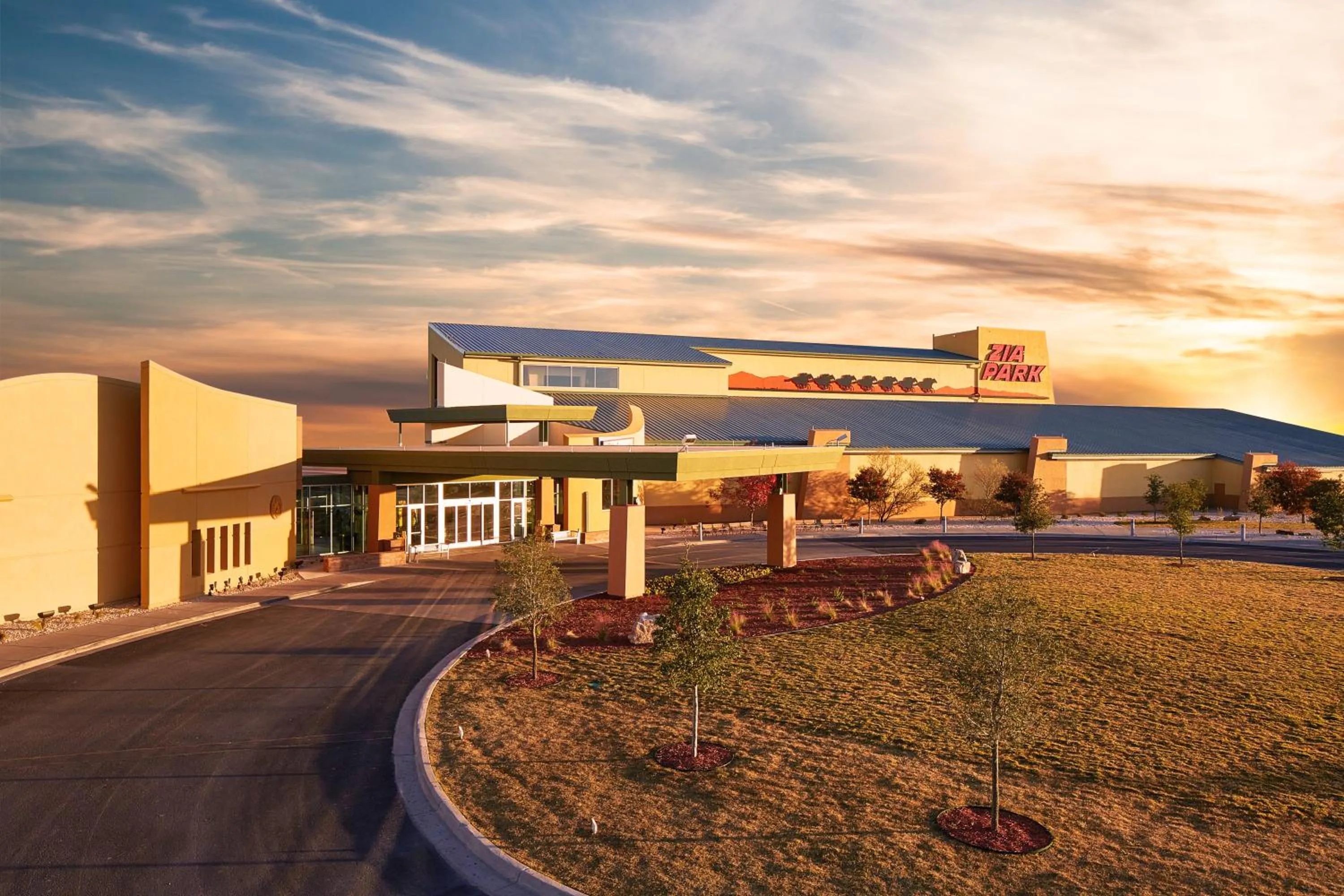 Facade/entrance in Zia Park Casino, Hotel, & Racetrack