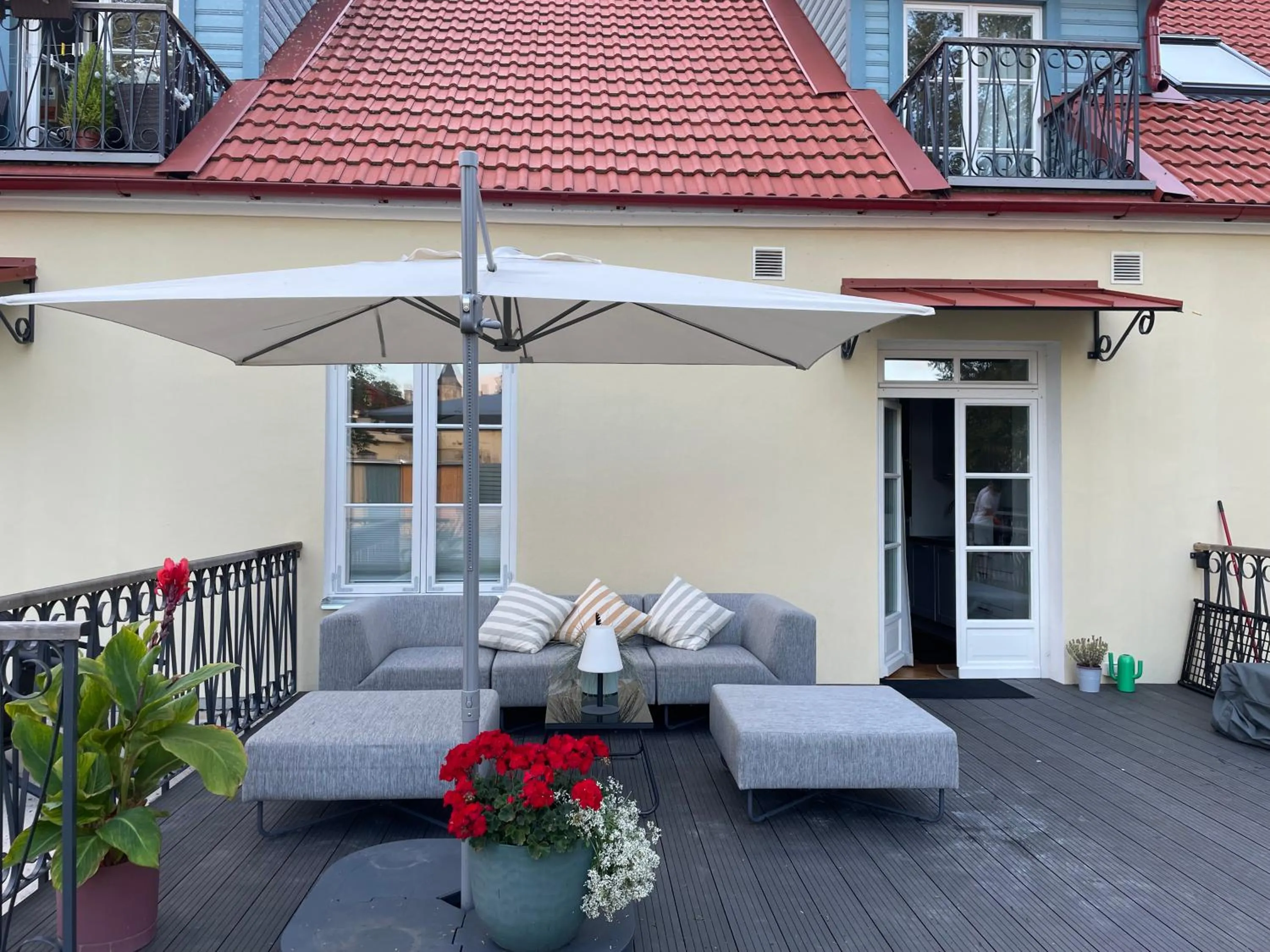 Brand New Old Town Apartment With Terrace