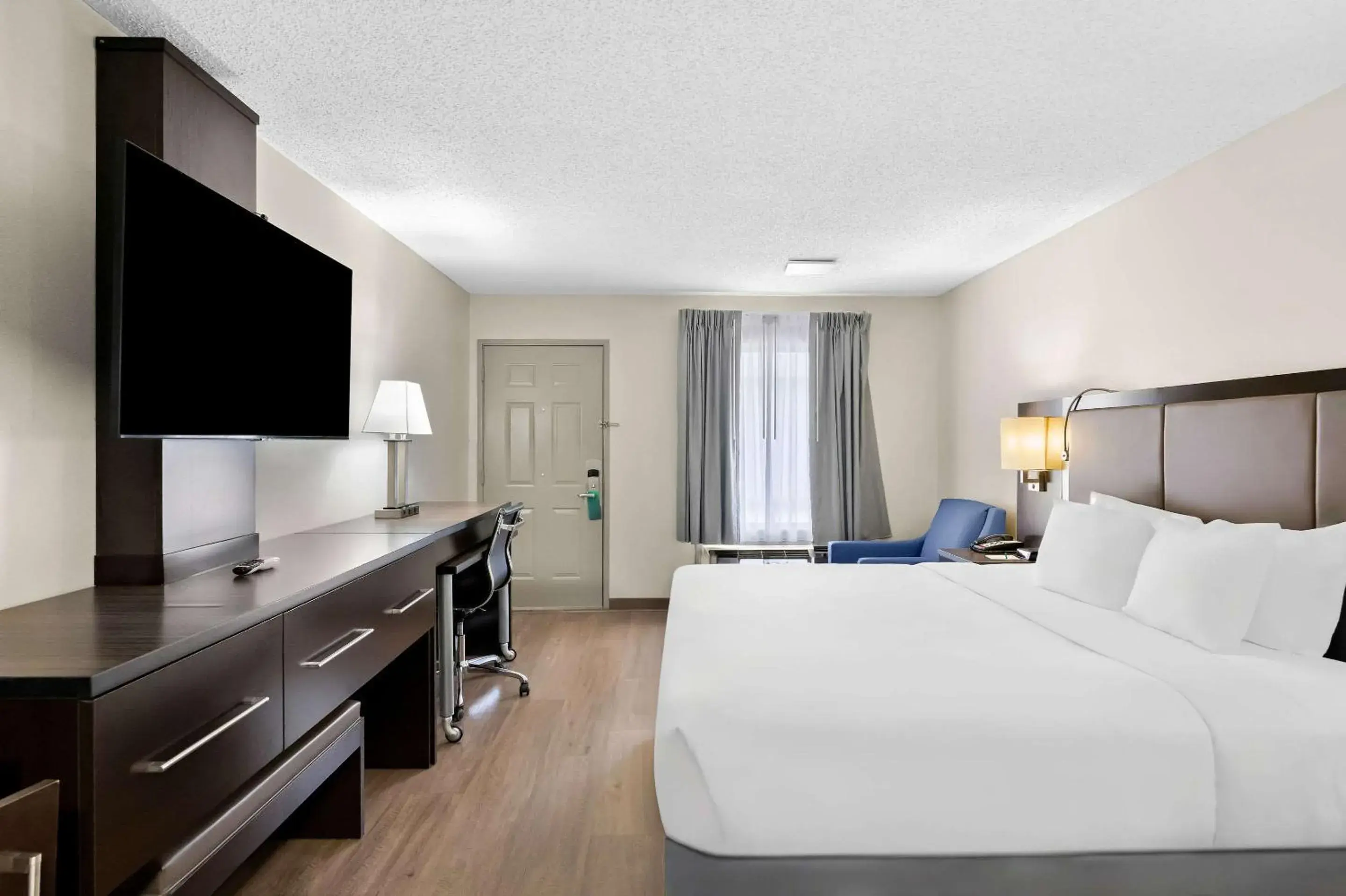 Bedroom, Bed in Quality Inn & Suites Monticello Bedroom, Bed in Quality Inn & Suites Monticello