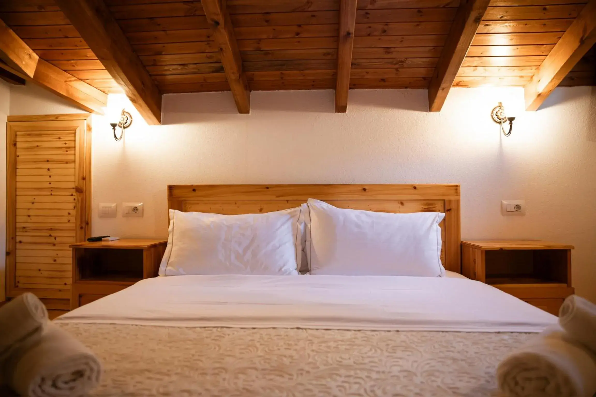 Budget Double Room in Hotel Sarajet 1821 Budget Double Room in Hotel Sarajet 1821