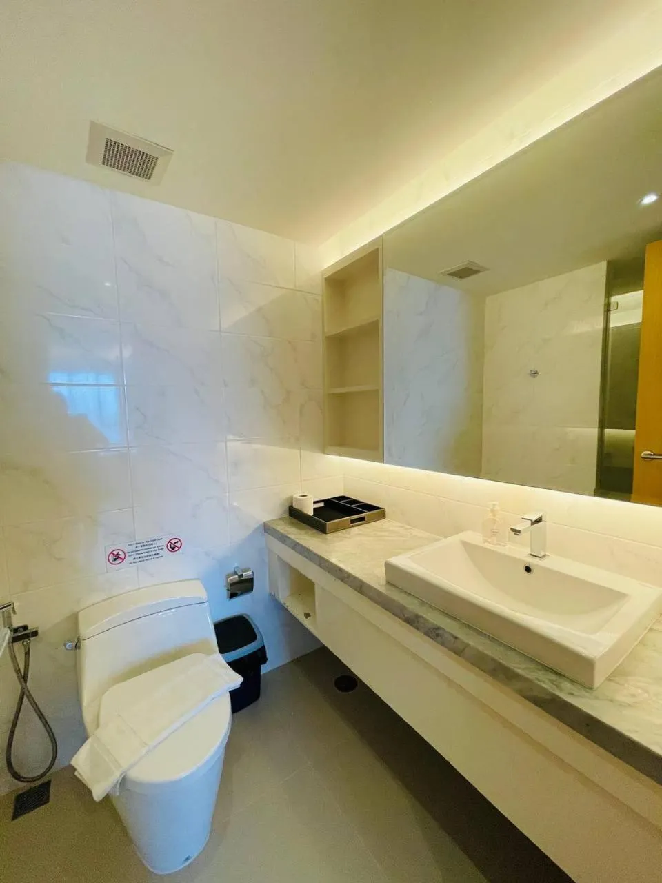 Aristo 2 Phuket, Surin beach