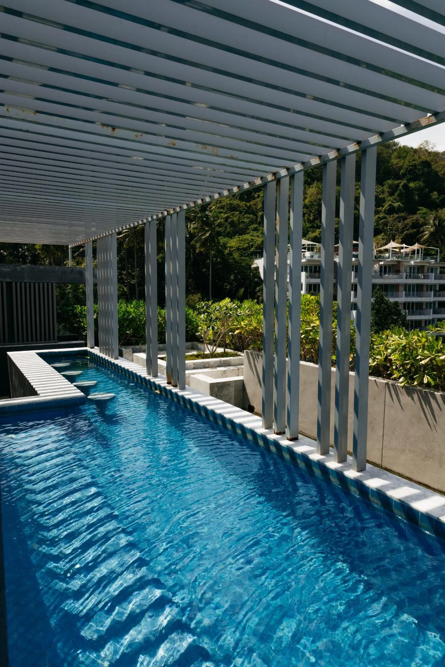  in Aristo 2 Phuket, Surin beach