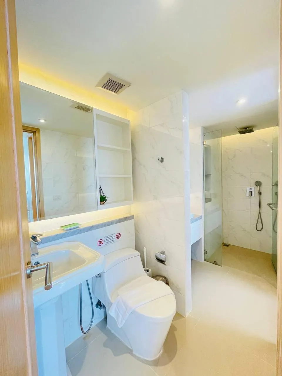 Aristo 2 Phuket, Surin beach