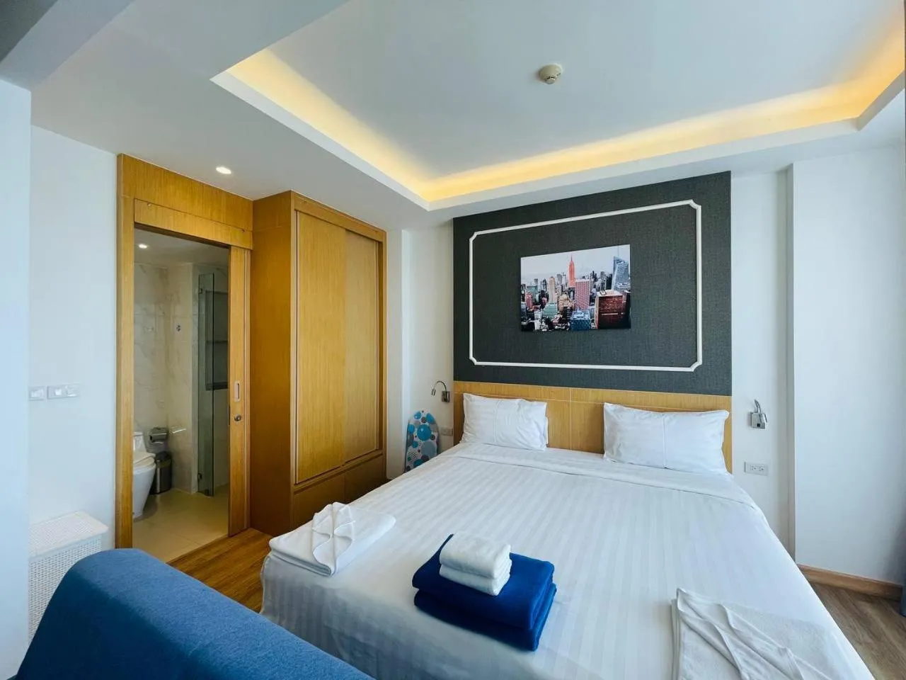 Bed in Aristo 2 Phuket, Surin beach