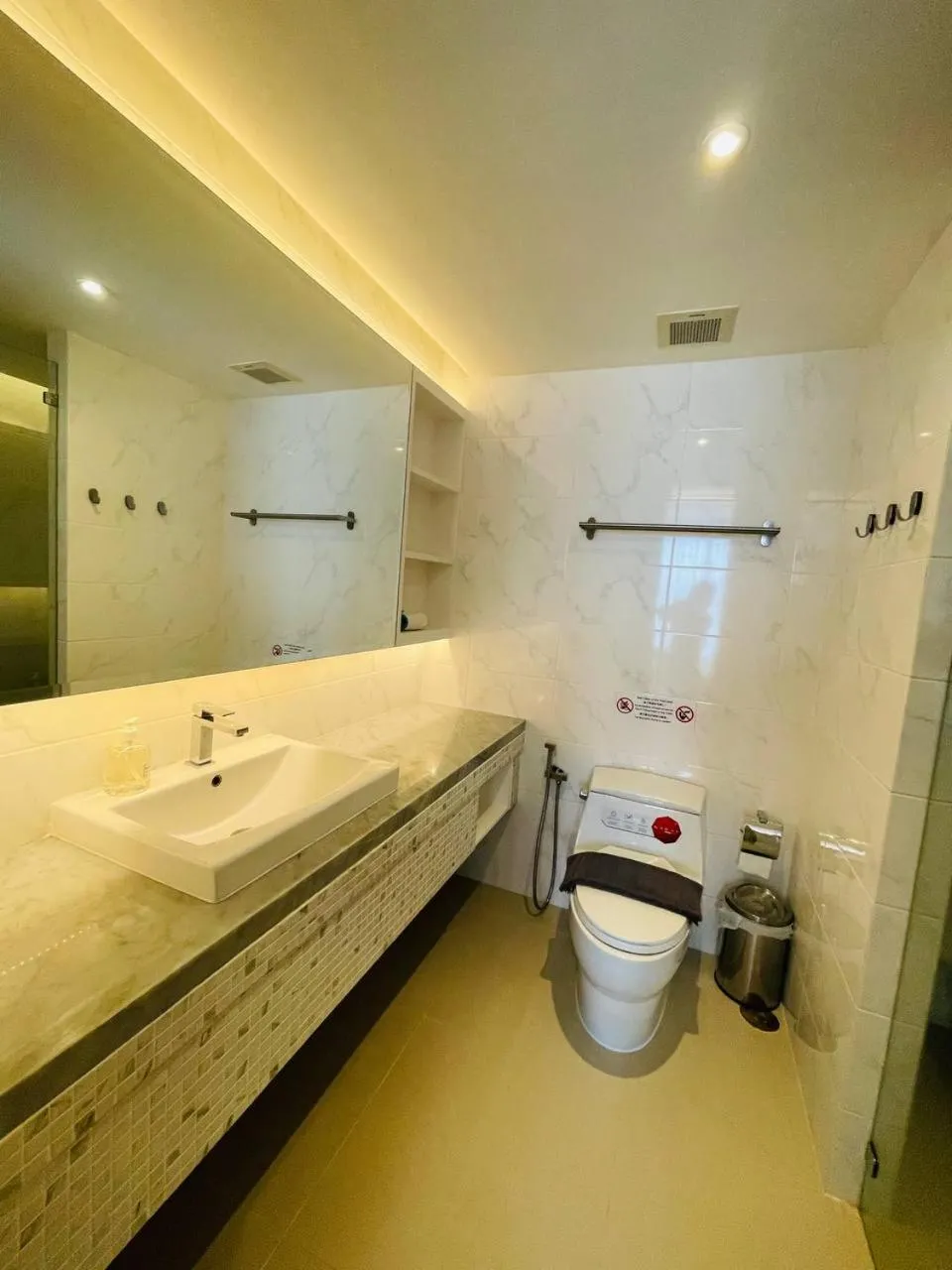 Aristo 2 Phuket, Surin beach