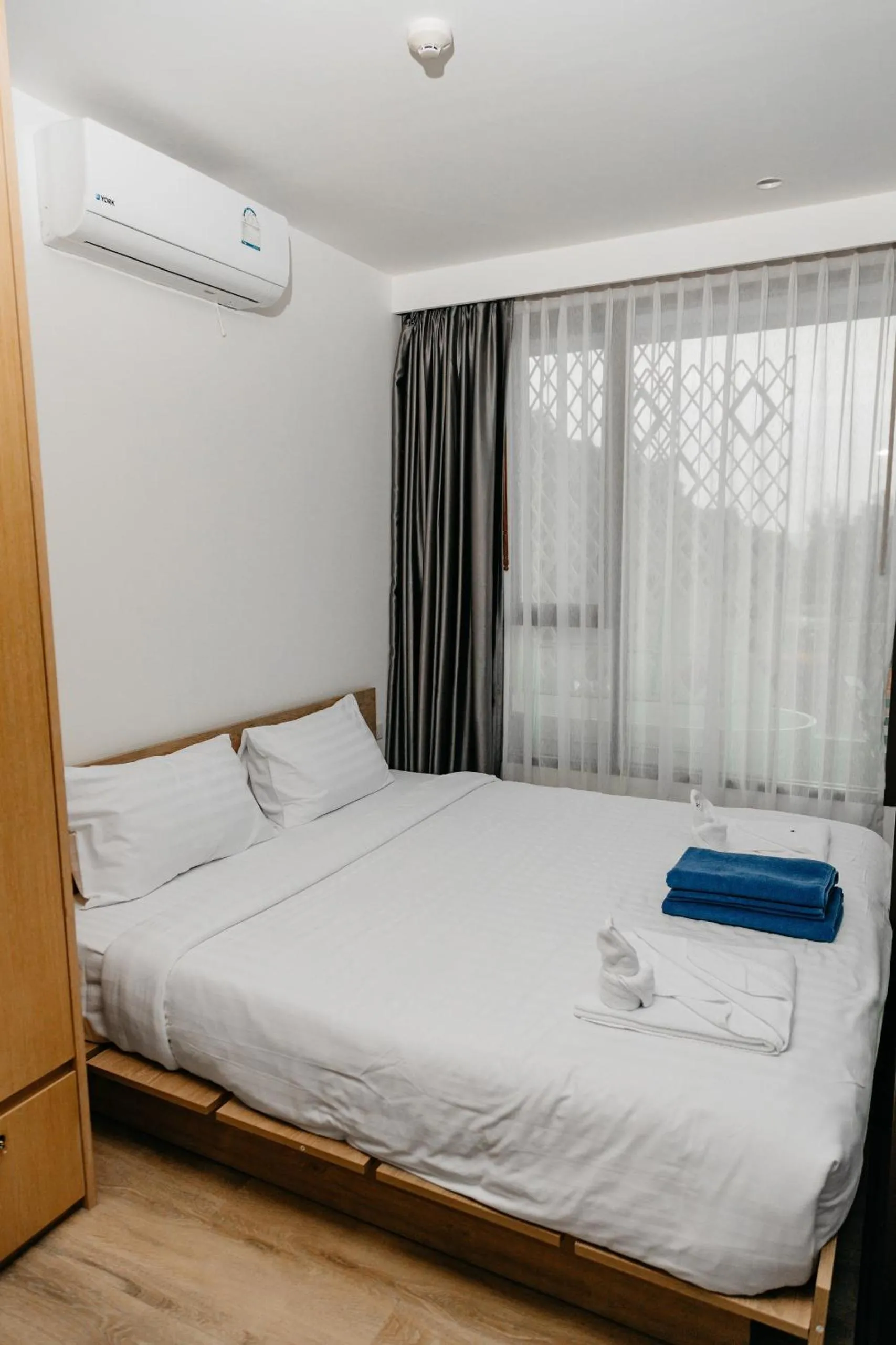 Bed in Aristo 2 Phuket, Surin beach