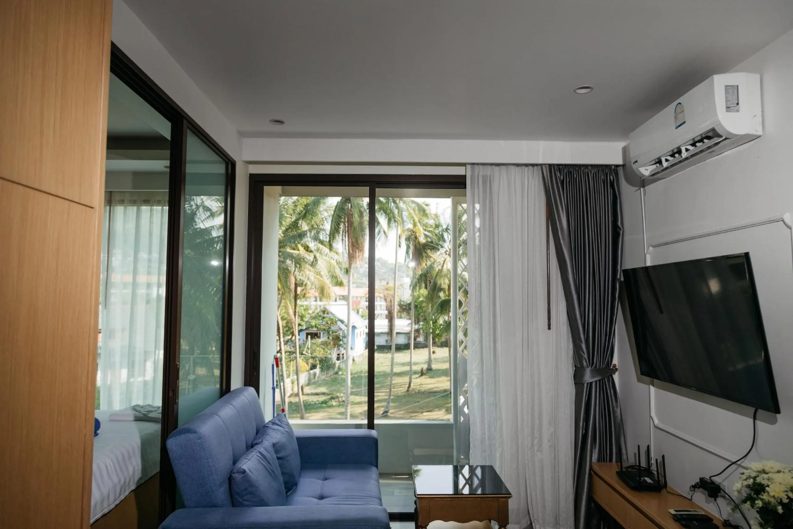 Aristo 2 Phuket, Surin beach