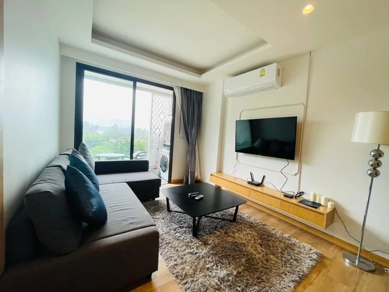 Aristo 2 Phuket, Surin beach