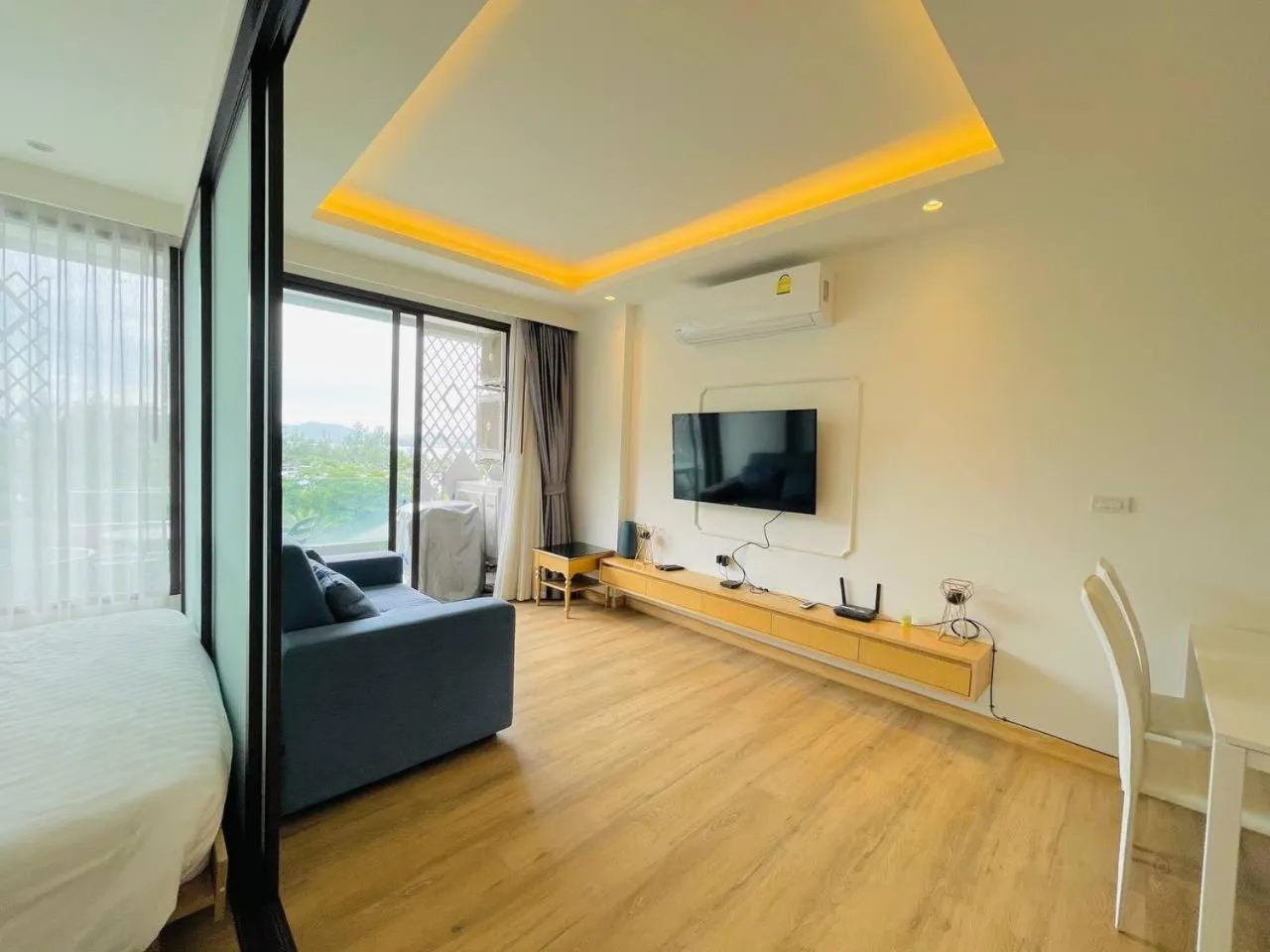 Aristo 2 Phuket, Surin beach