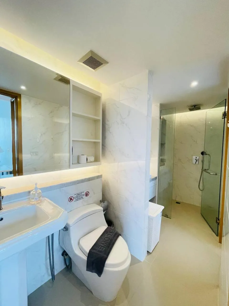 Aristo 2 Phuket, Surin beach