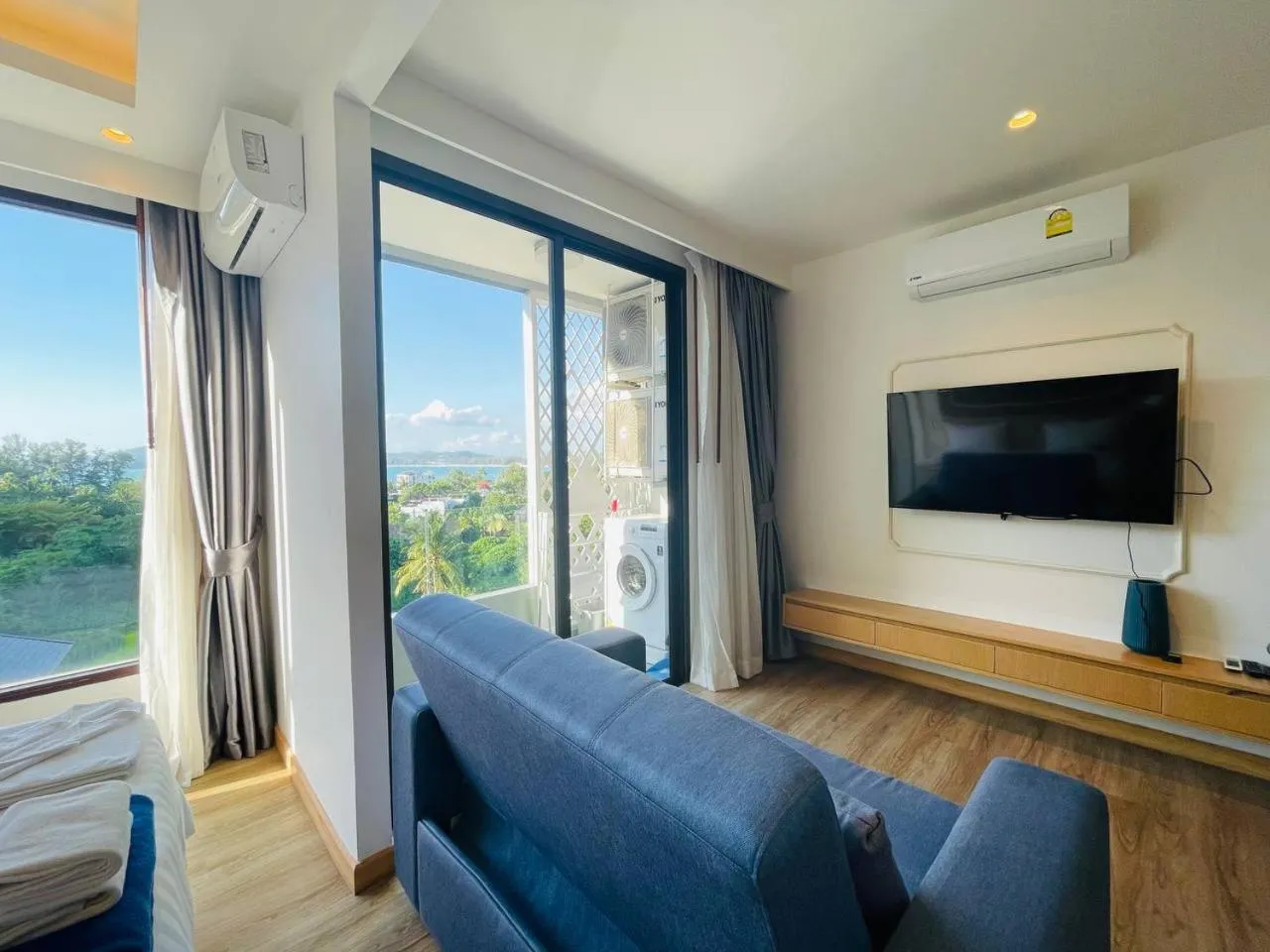 Aristo 2 Phuket, Surin beach