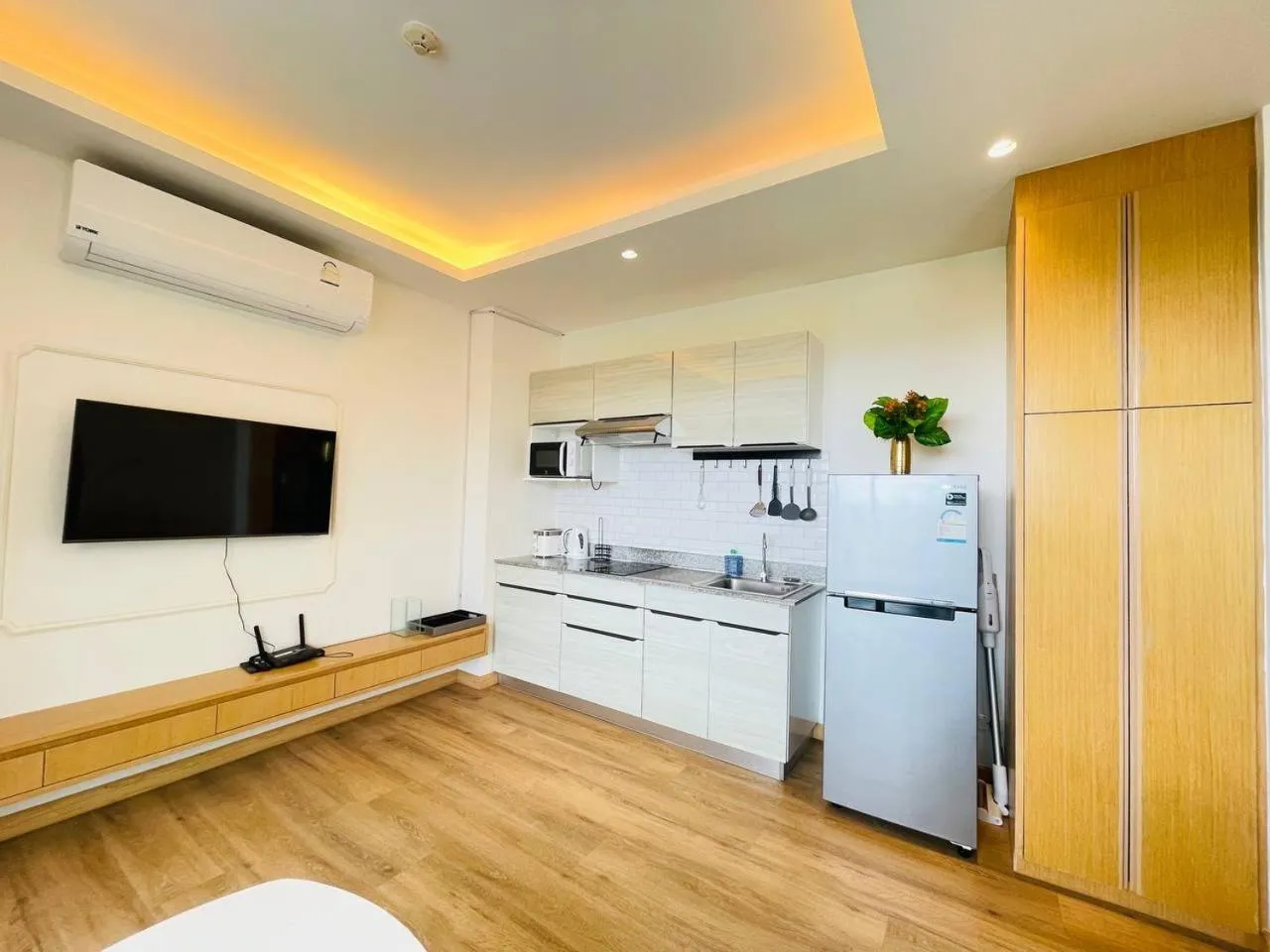 Aristo 2 Phuket, Surin beach