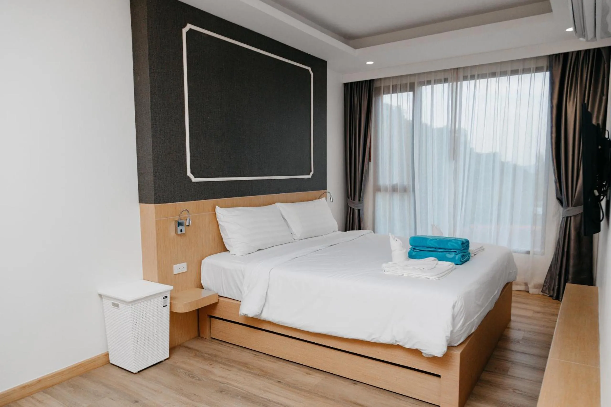 Bed in Aristo 2 Phuket, Surin beach