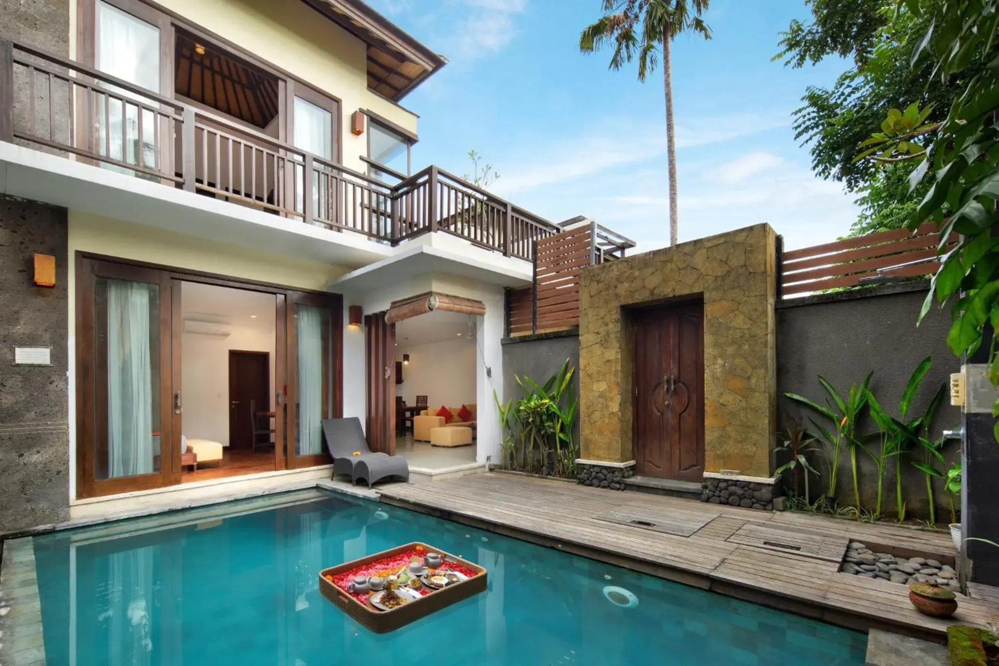 Property building in Canggu Circle Villa by Ini Vie Hospitality Property building in Canggu Circle Villa by Ini Vie Hospitality