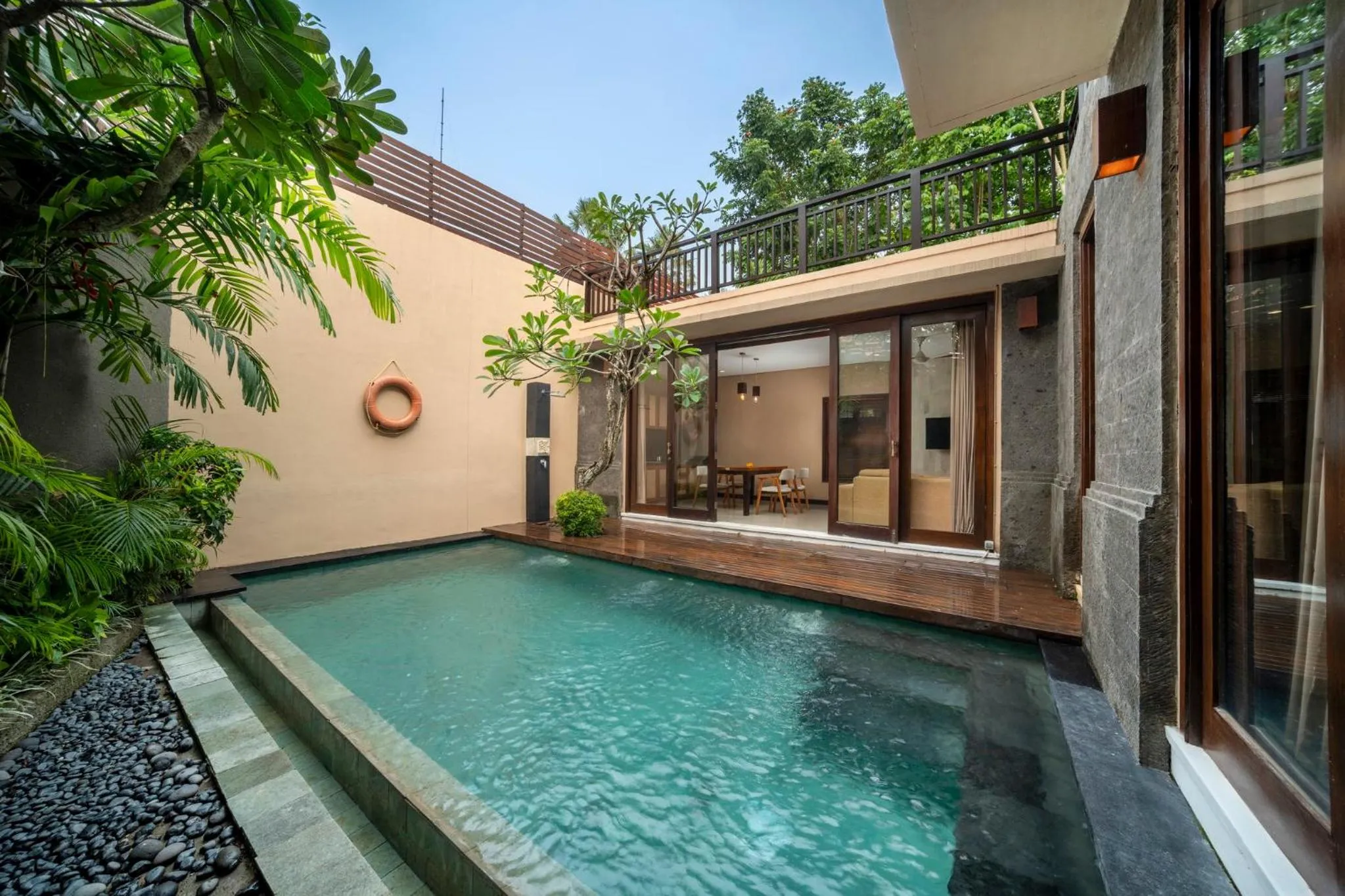 Swimming pool in Canggu Circle Villa by Ini Vie Hospitality