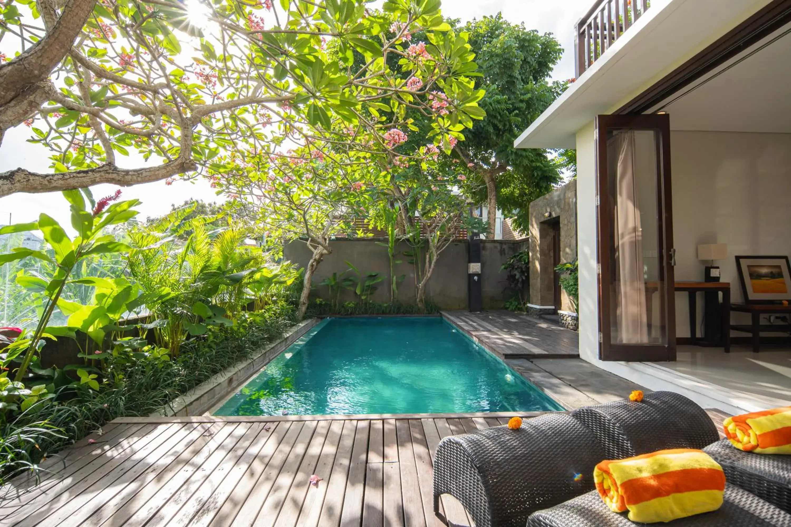 Swimming pool in Canggu Circle Villa by Ini Vie Hospitality Swimming pool in Canggu Circle Villa by Ini Vie Hospitality