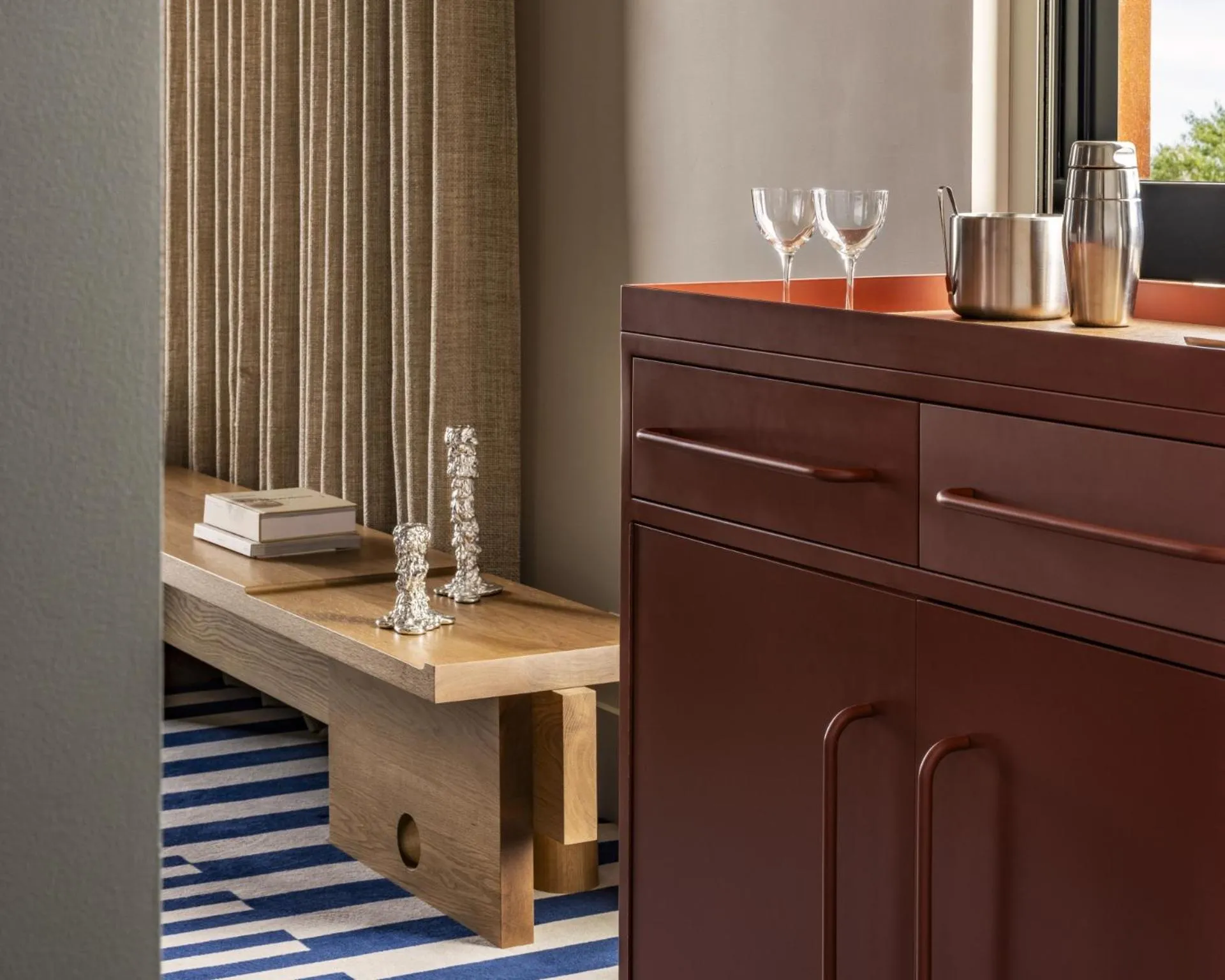 Area and facilities in The StandardX, Melbourne