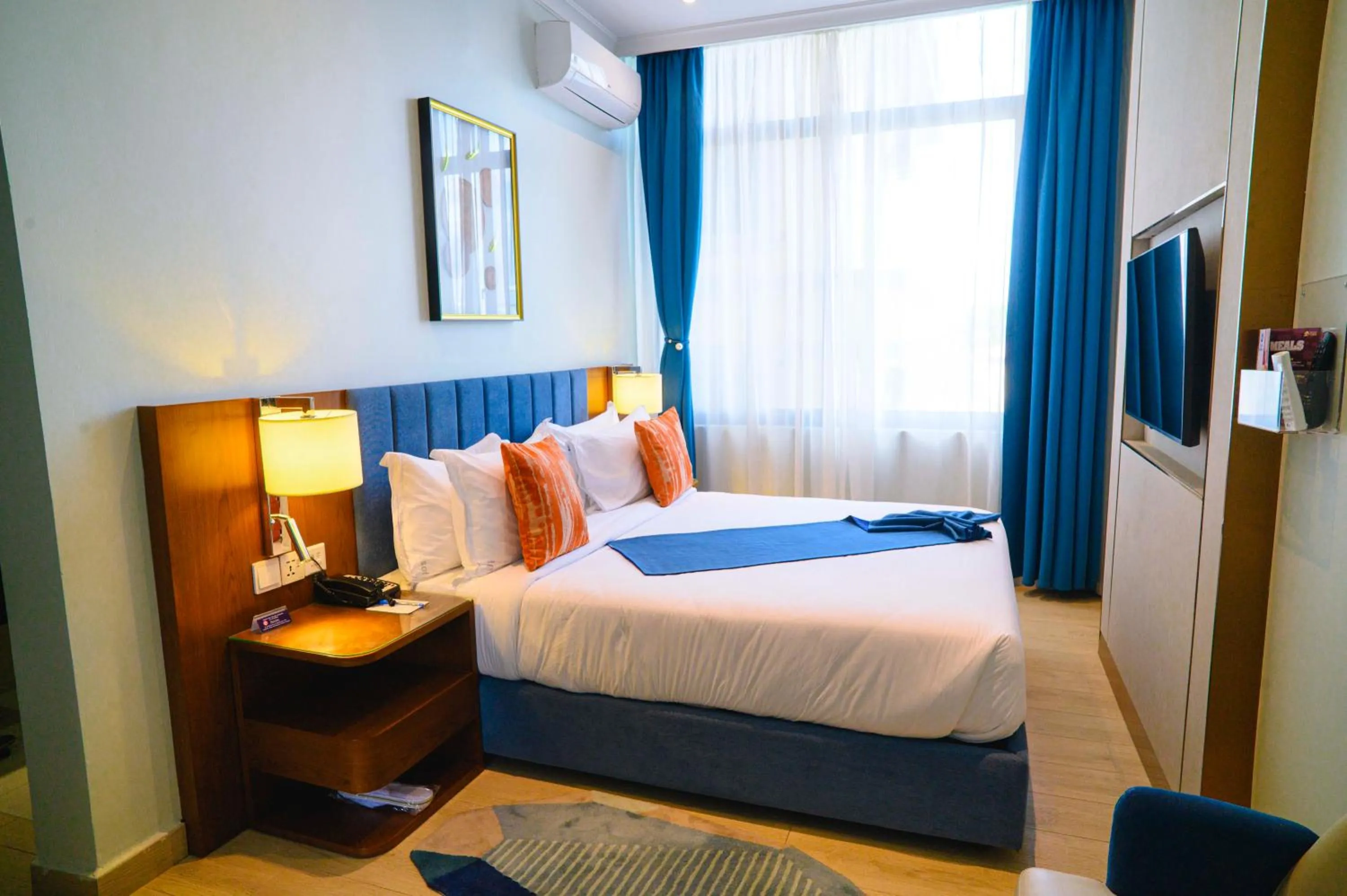 Bedroom, Bed in Best Western Dodoma City Hotel