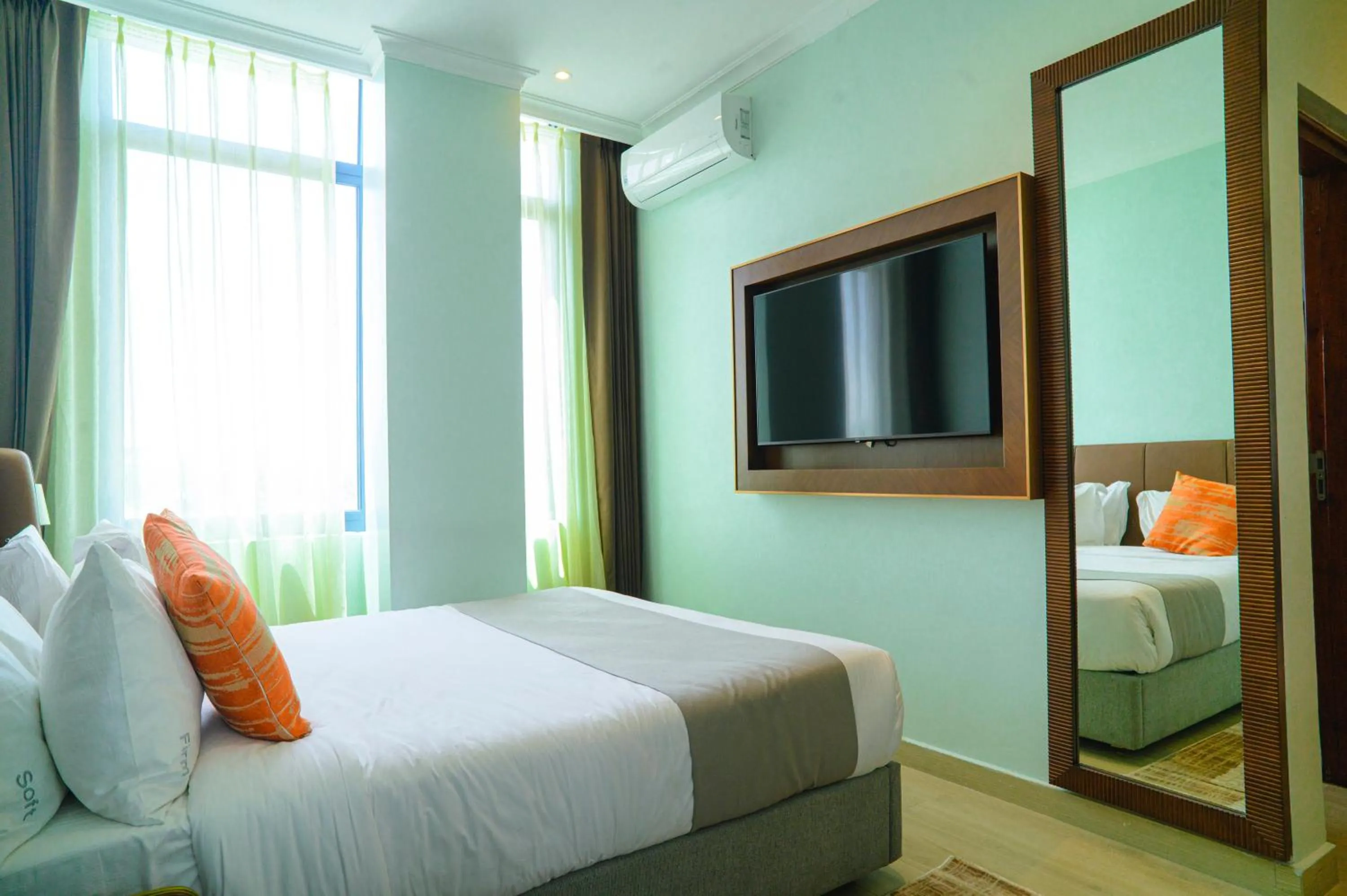 TV and multimedia, Bed in Best Western Dodoma City Hotel