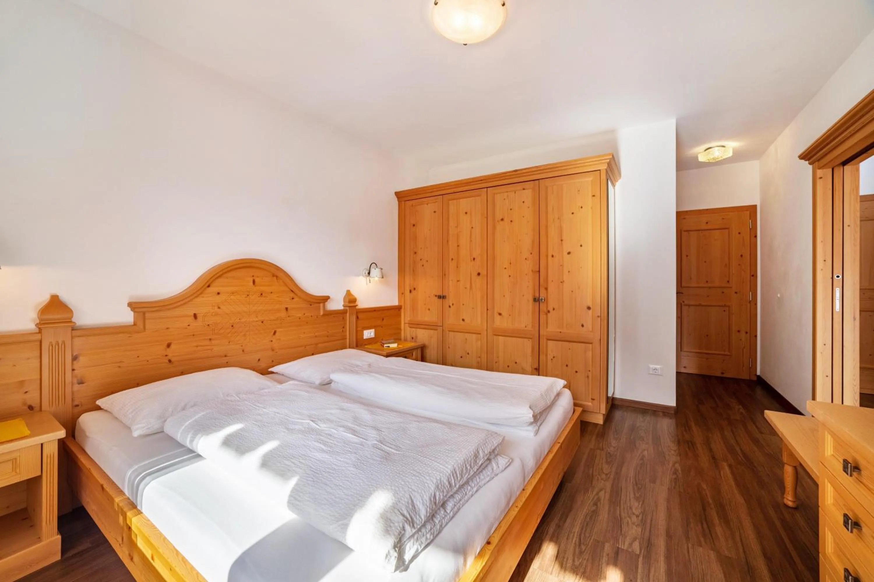 Living room, Bed in Obermoarhof Hönigspitze OG