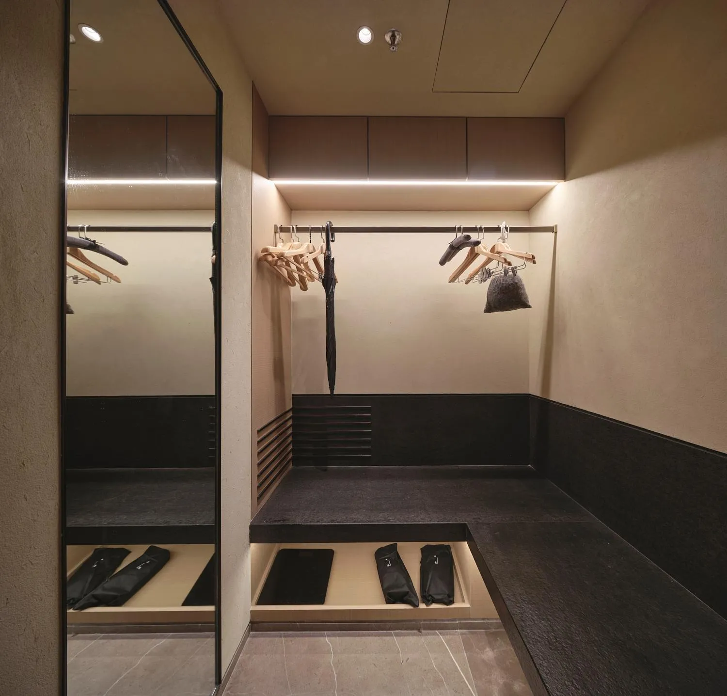 wardrobe in Jiangnan House Chaozhou