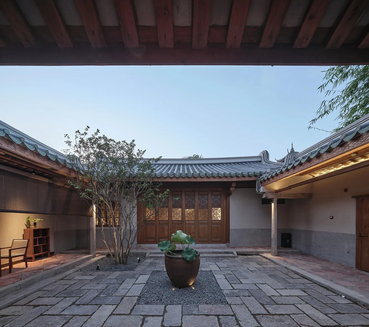 Inner courtyard view in Jiangnan House Chaozhou