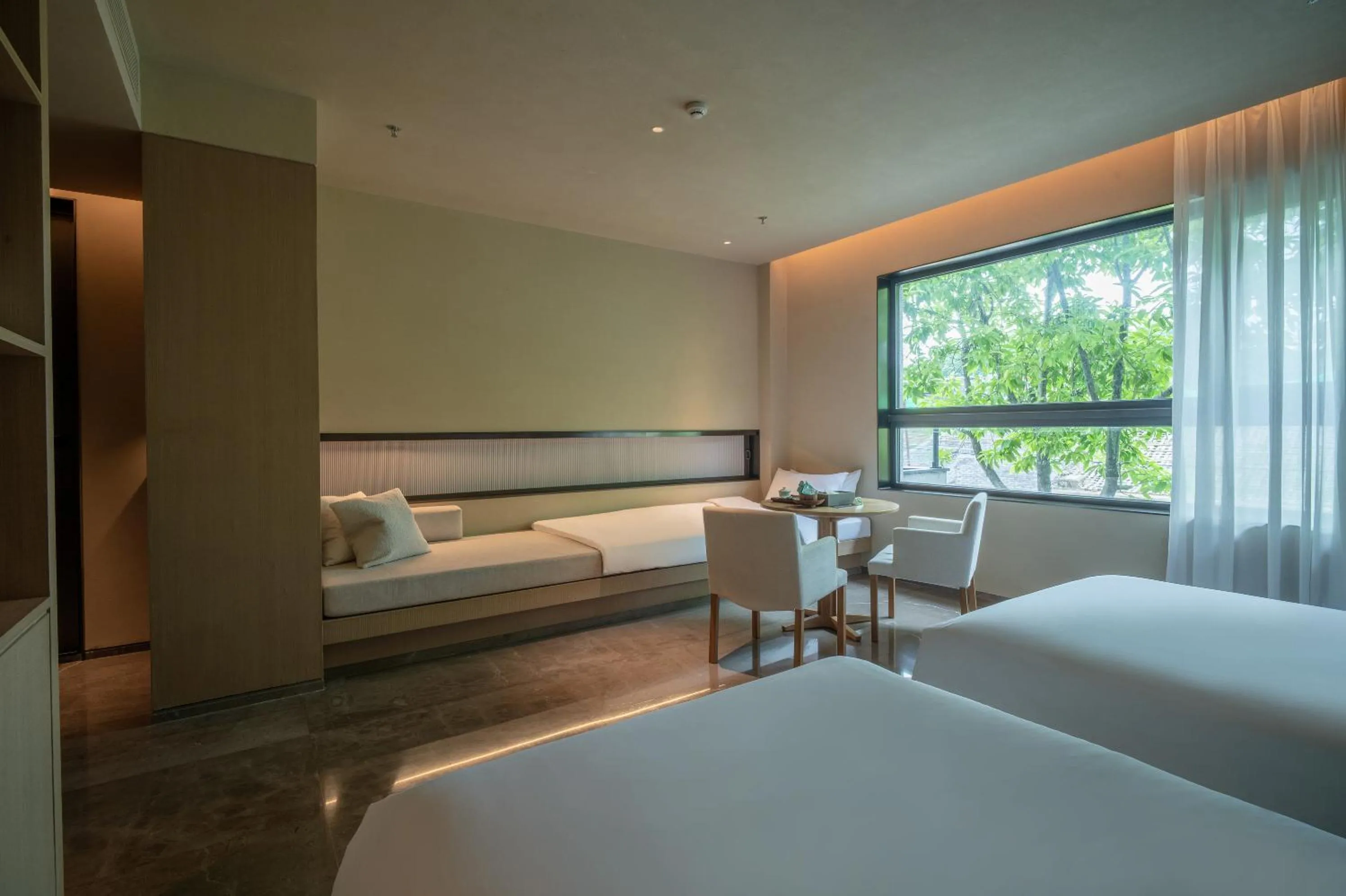 Bed in Jiangnan House Chaozhou