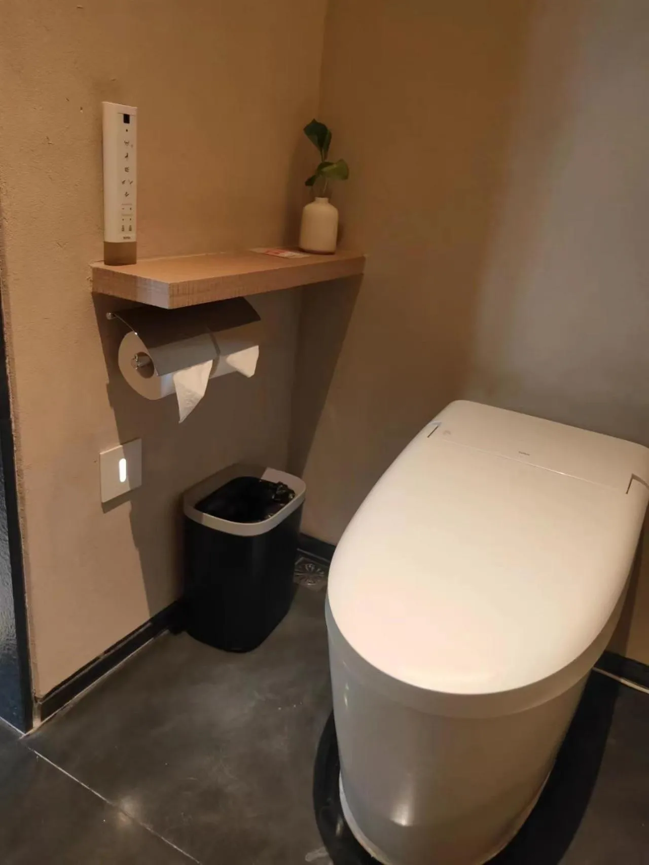 Toilet in Jiangnan House Chaozhou