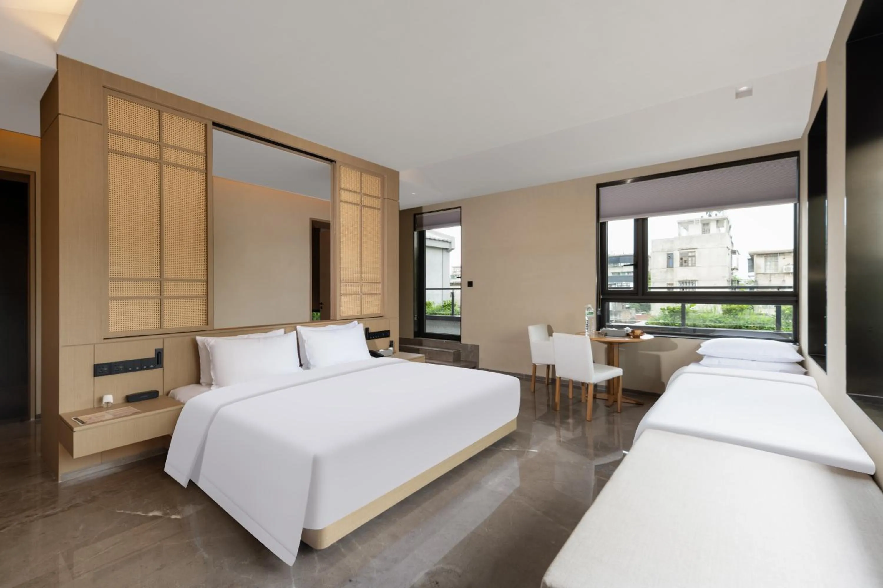 Bed in Jiangnan House Chaozhou