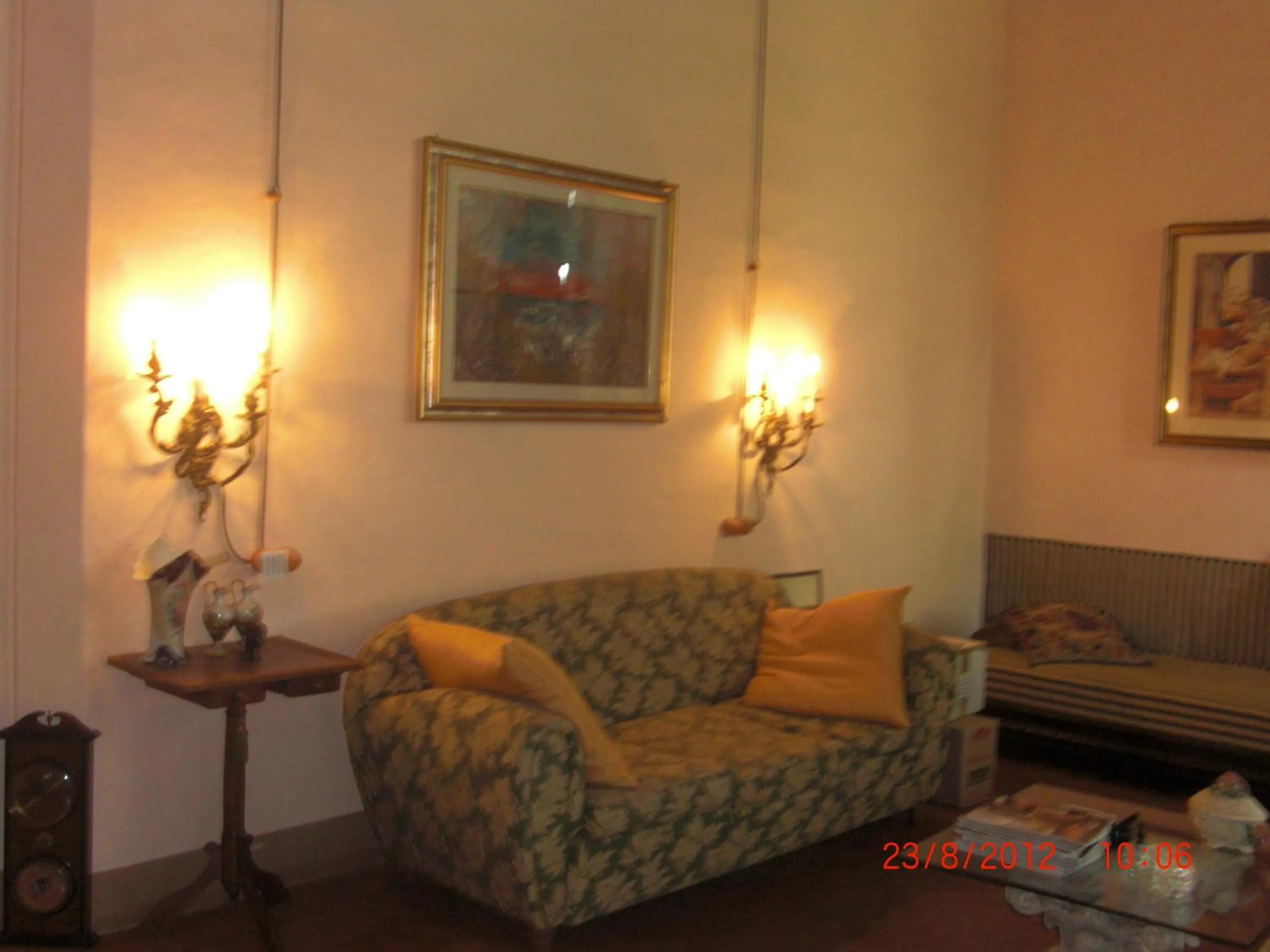 Communal lounge/ TV room in Bed and Breakfast di Charme La Bonarella